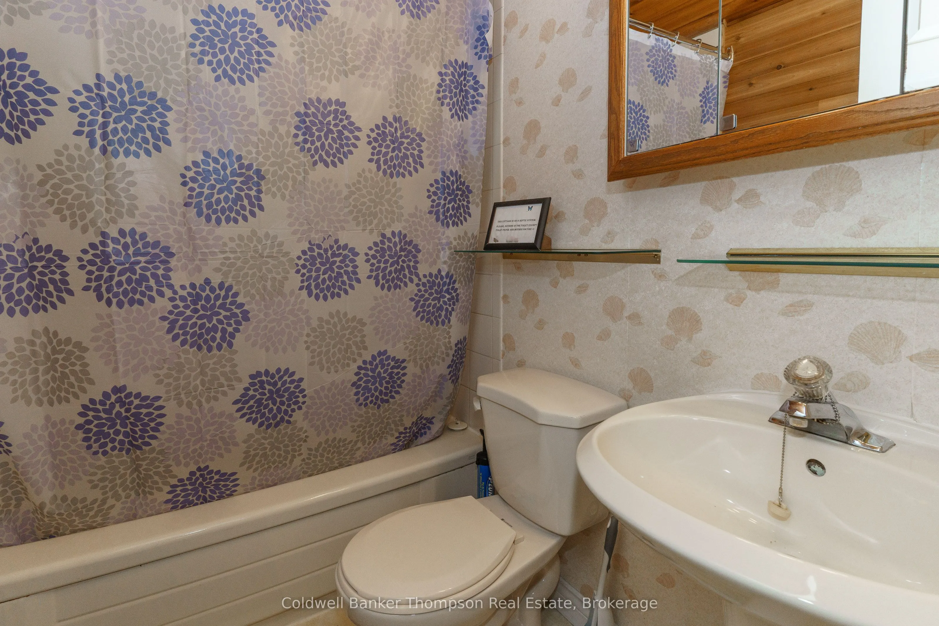2266 Pickerel & Jack Lake Road