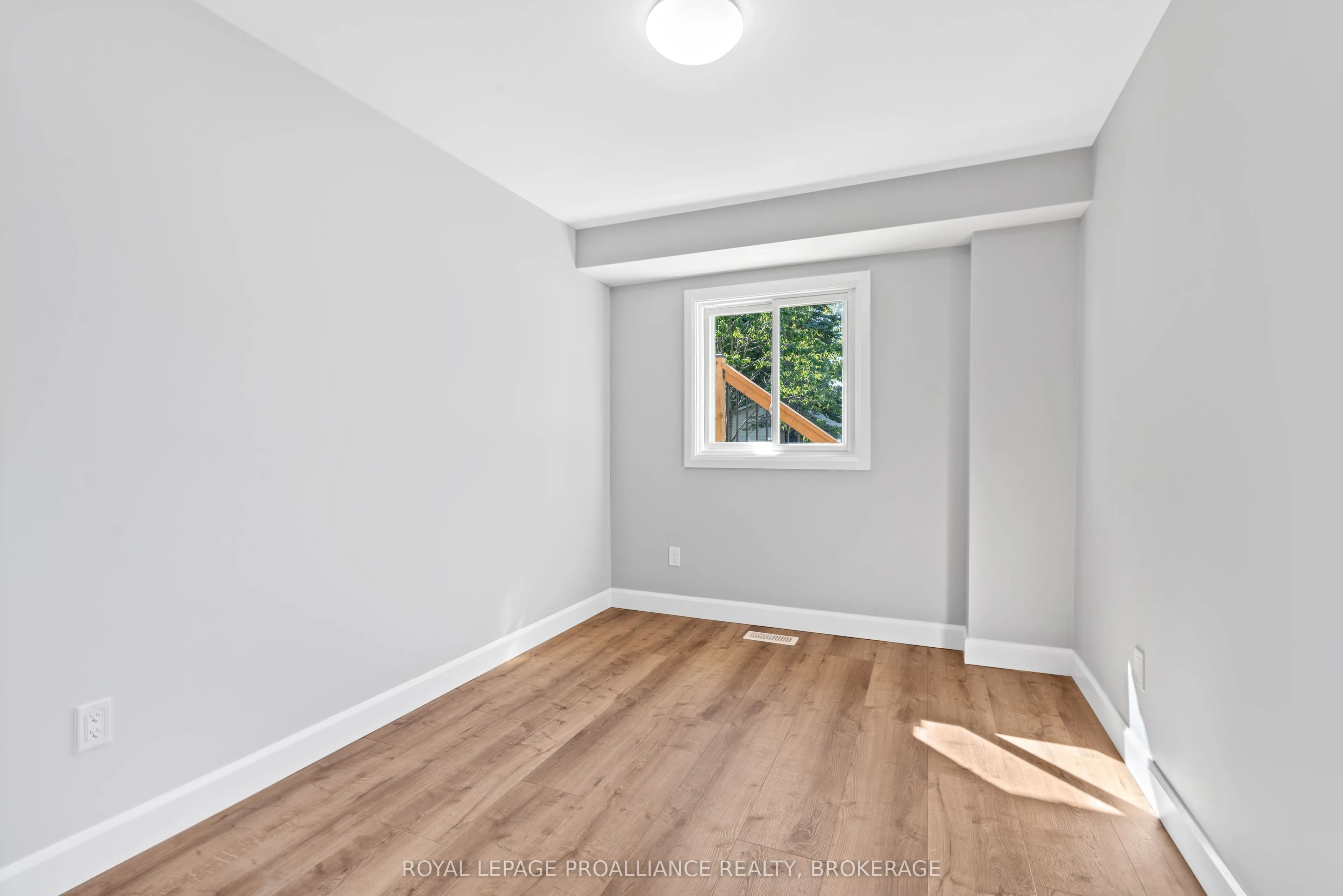 47 Inverness Crescent