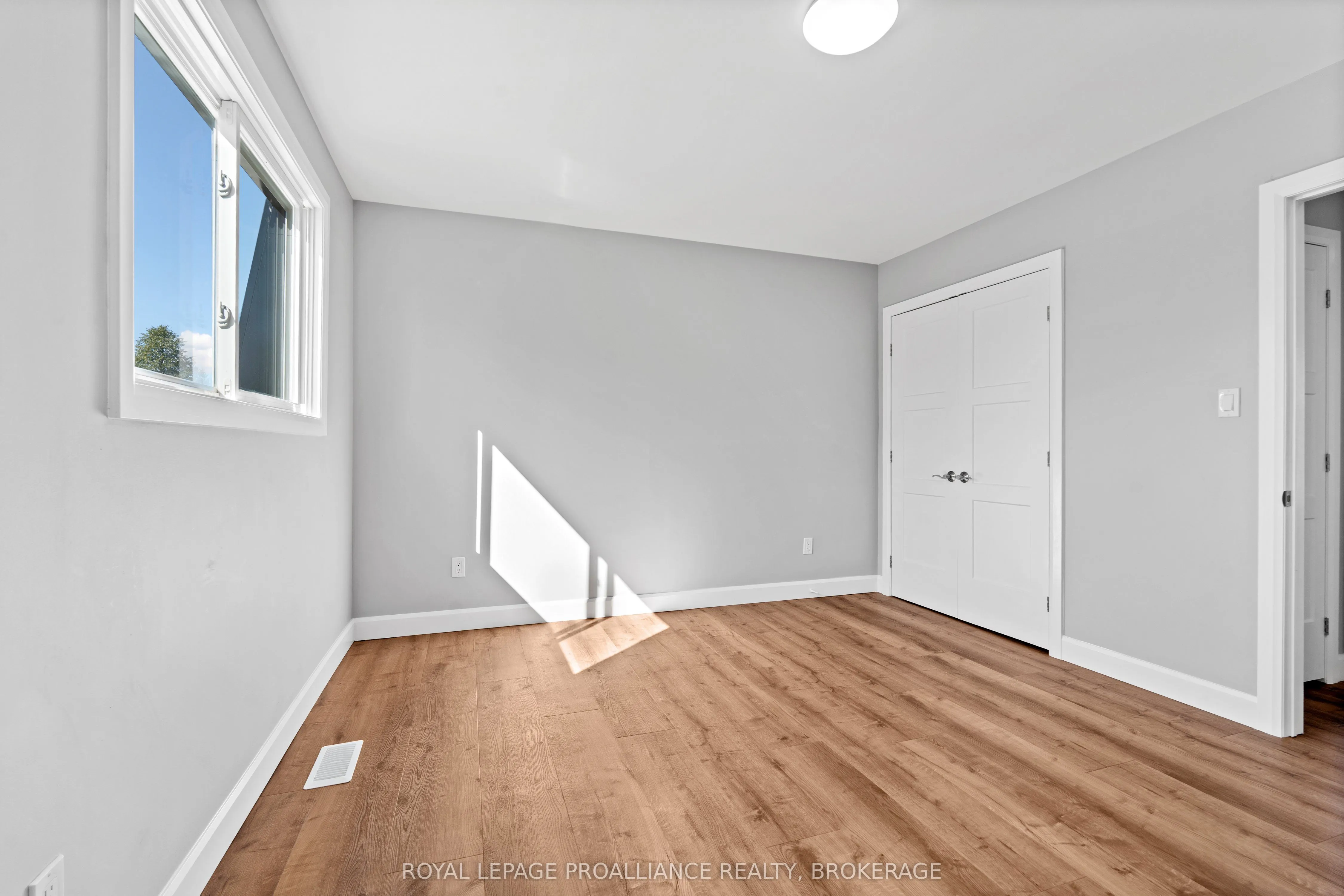 47 Inverness Crescent