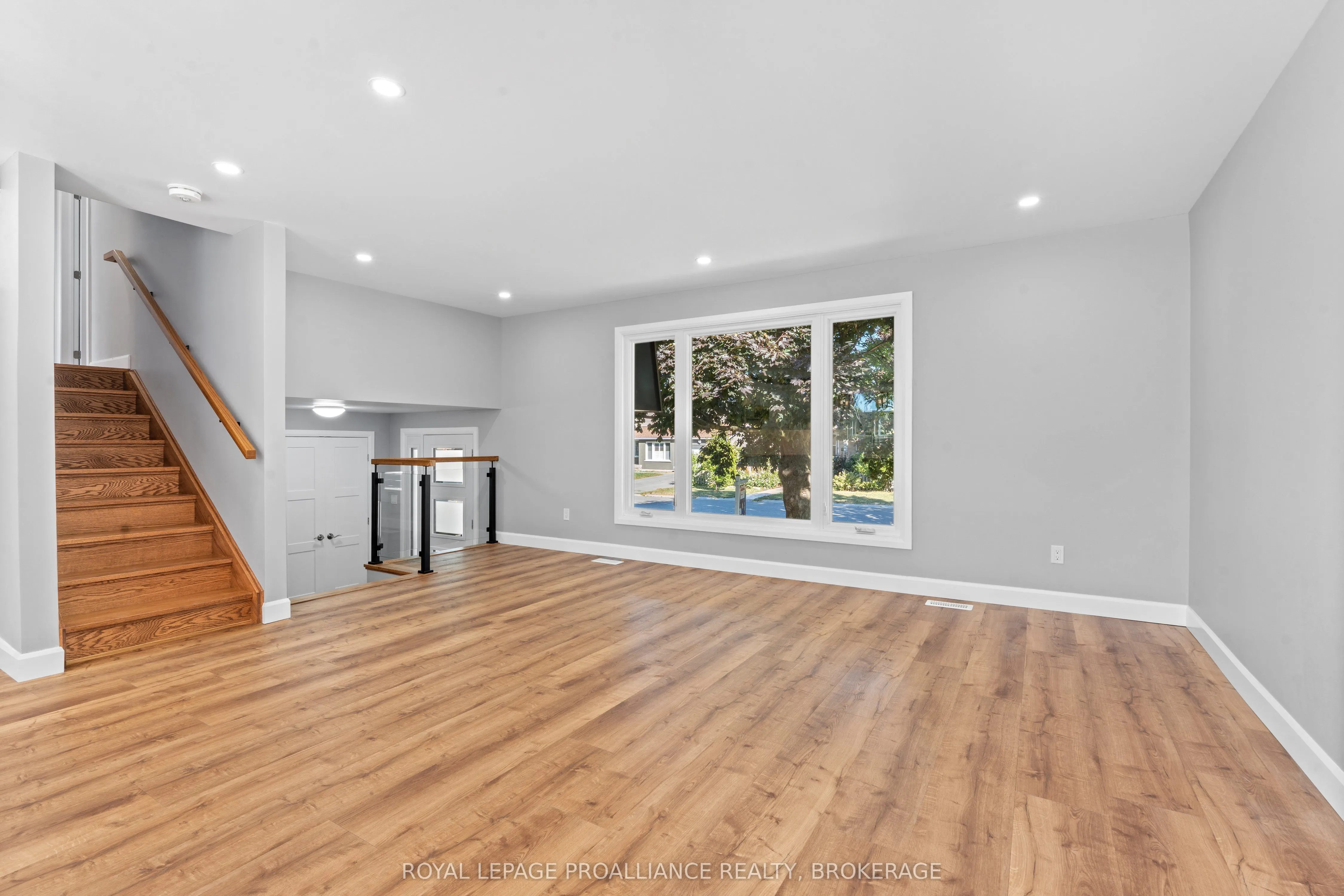 47 Inverness Crescent