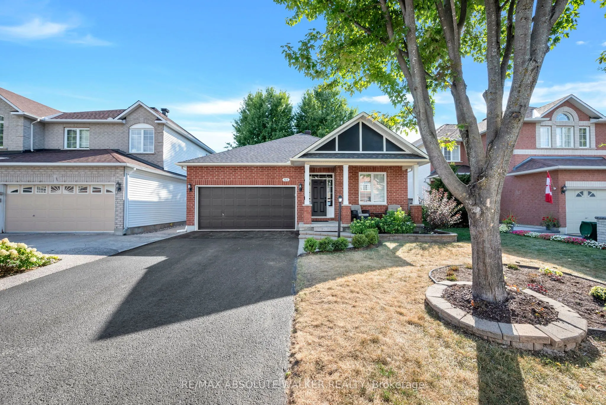88 Maple Stand Way