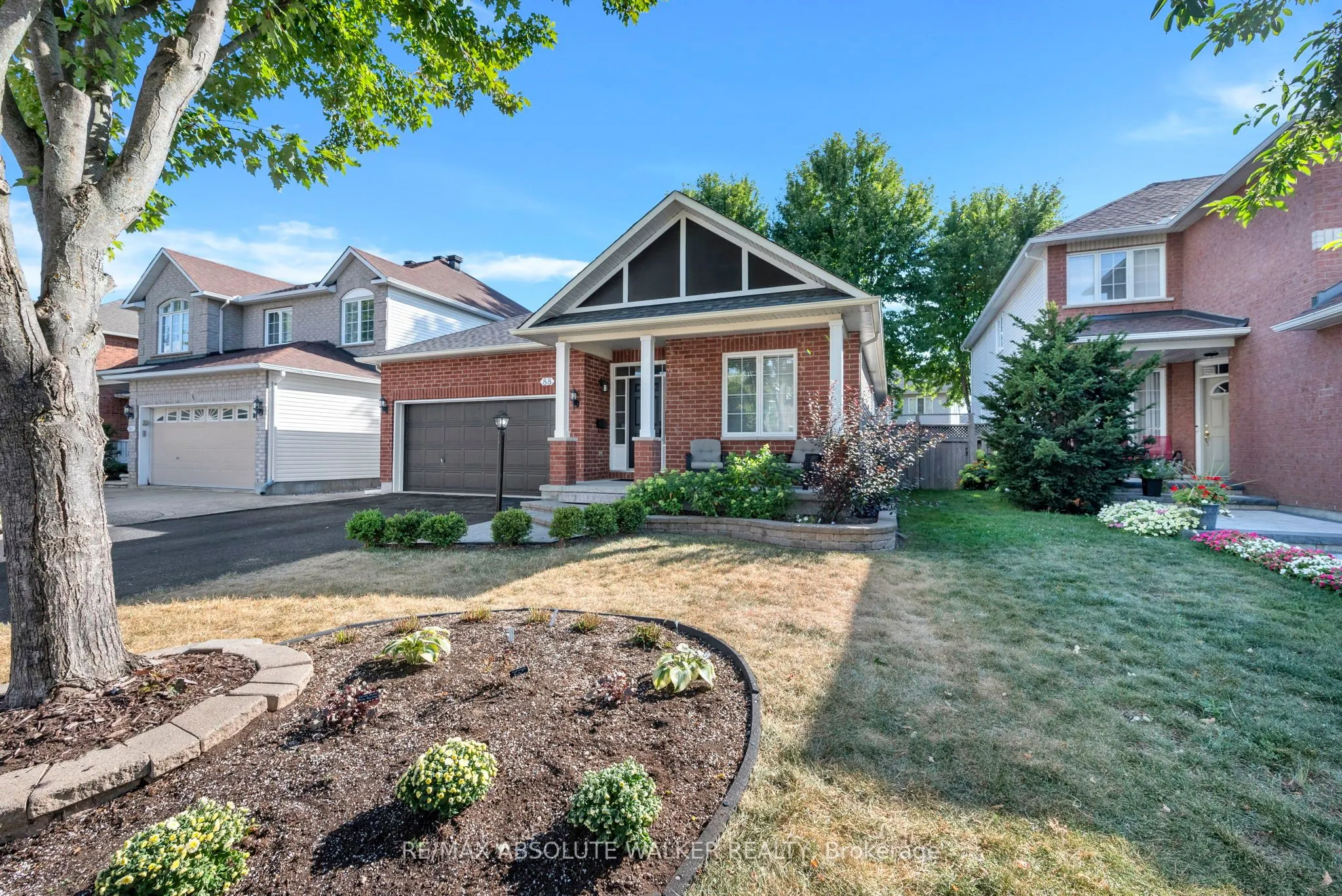88 Maple Stand Way