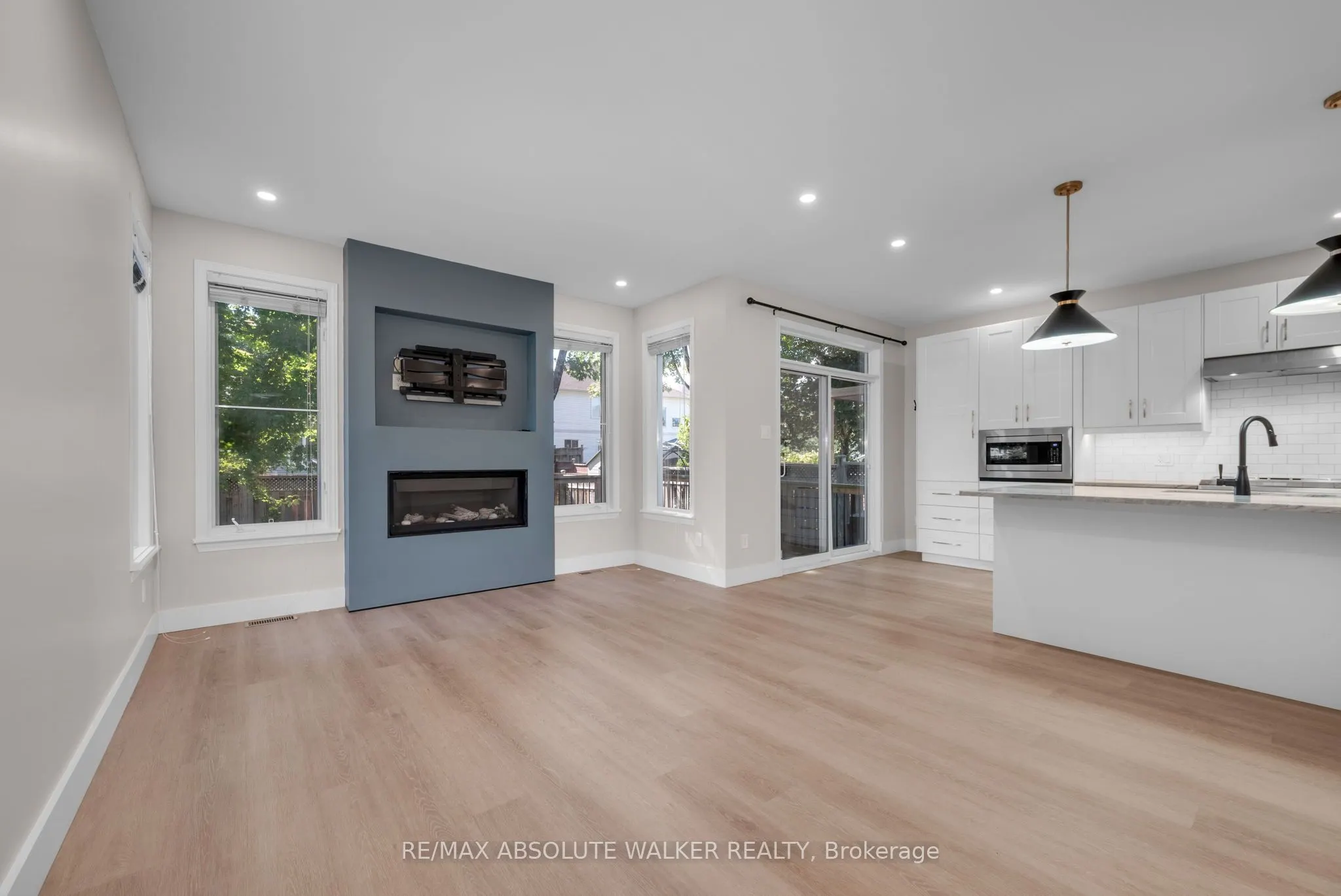 88 Maple Stand Way