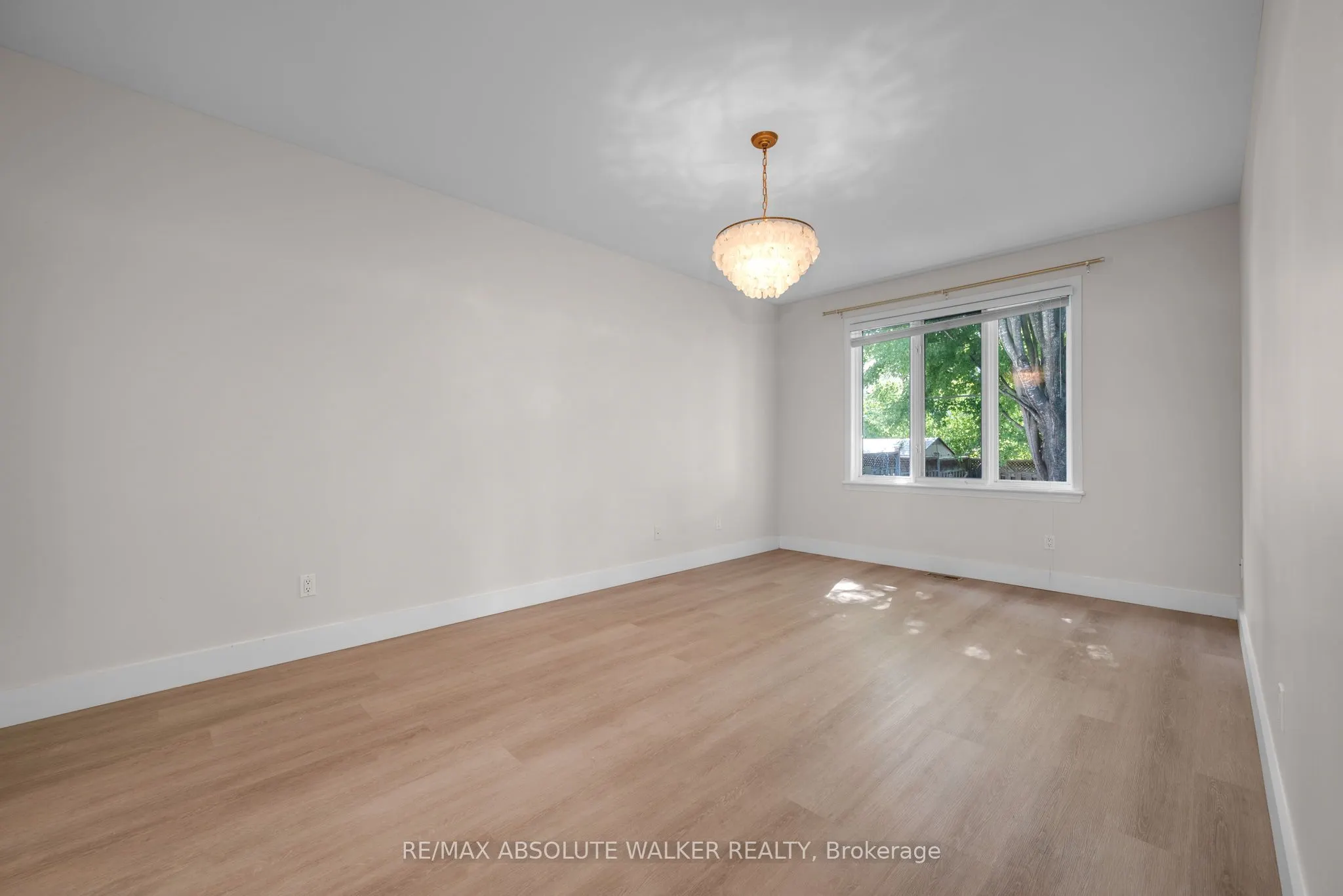 88 Maple Stand Way