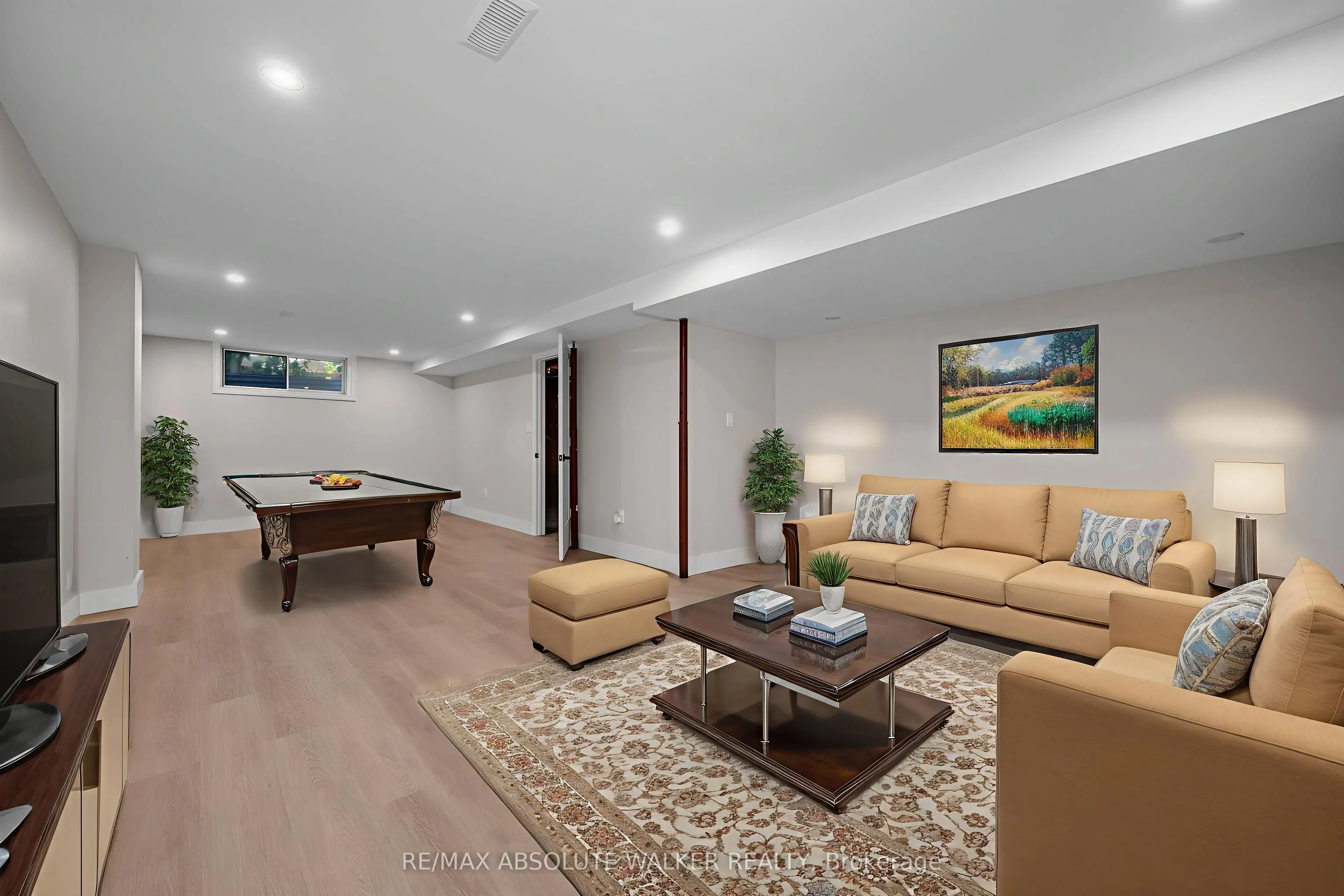 88 Maple Stand Way