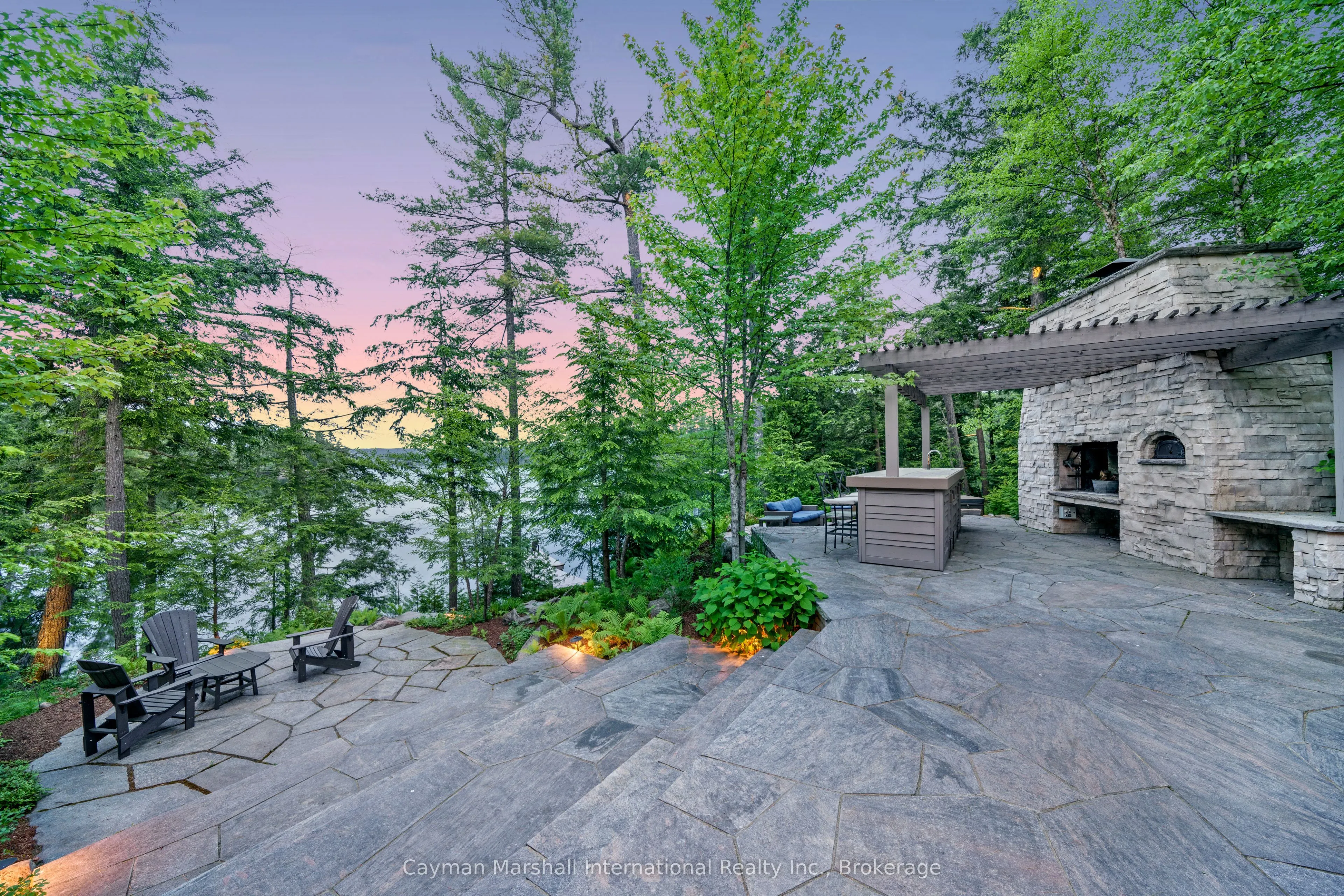 3356 West Shore Road