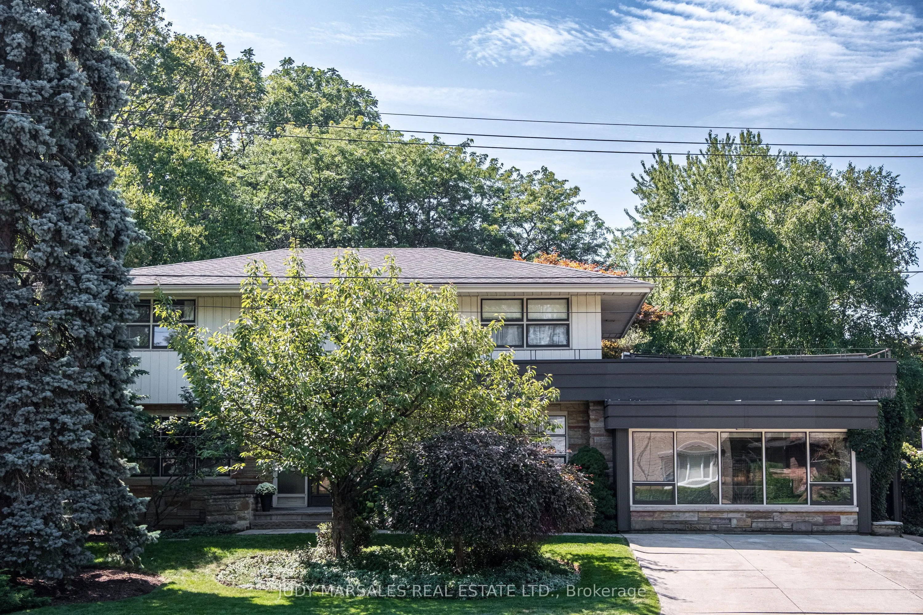 6 Freeland Court