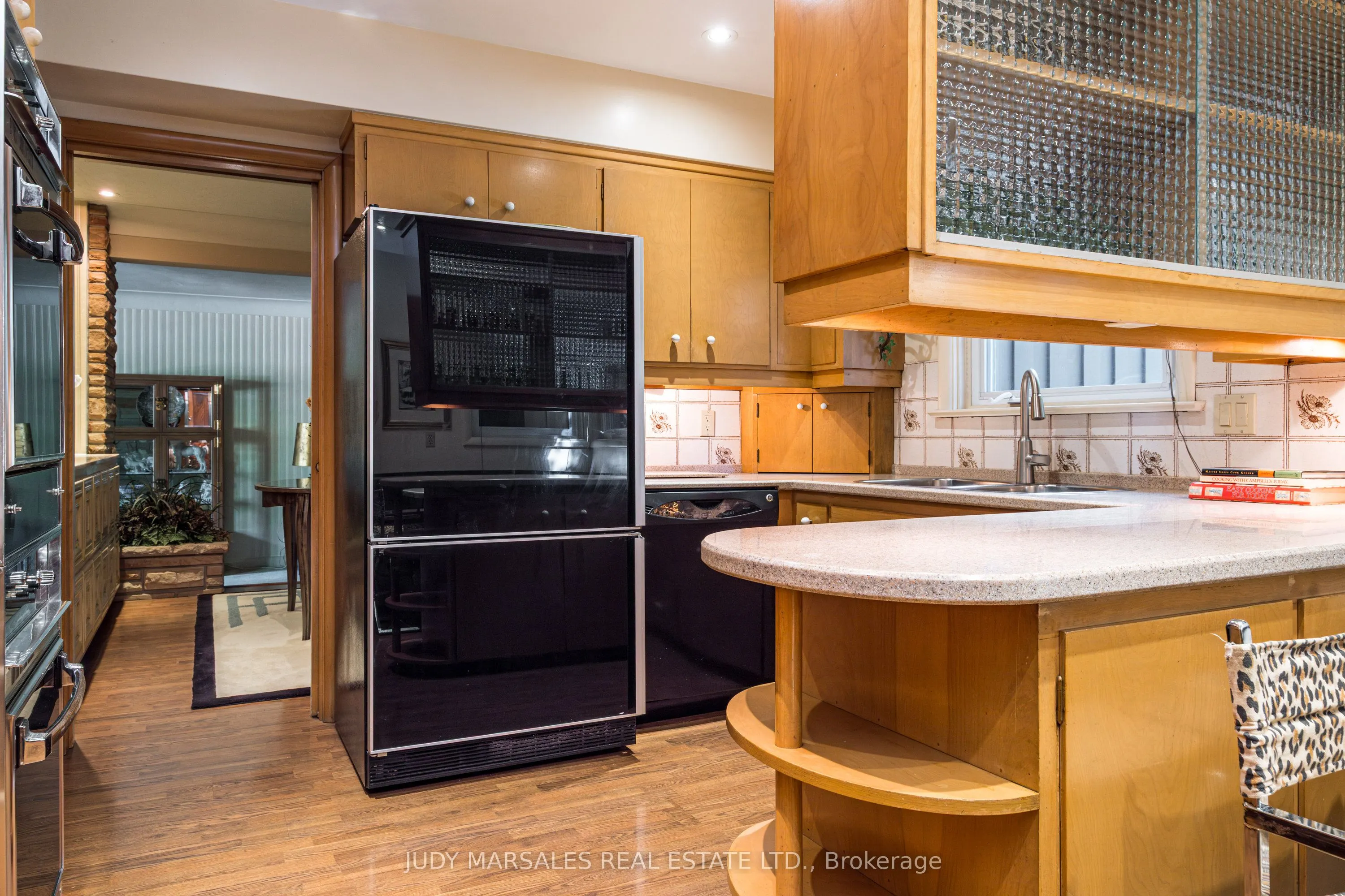 6 Freeland Court