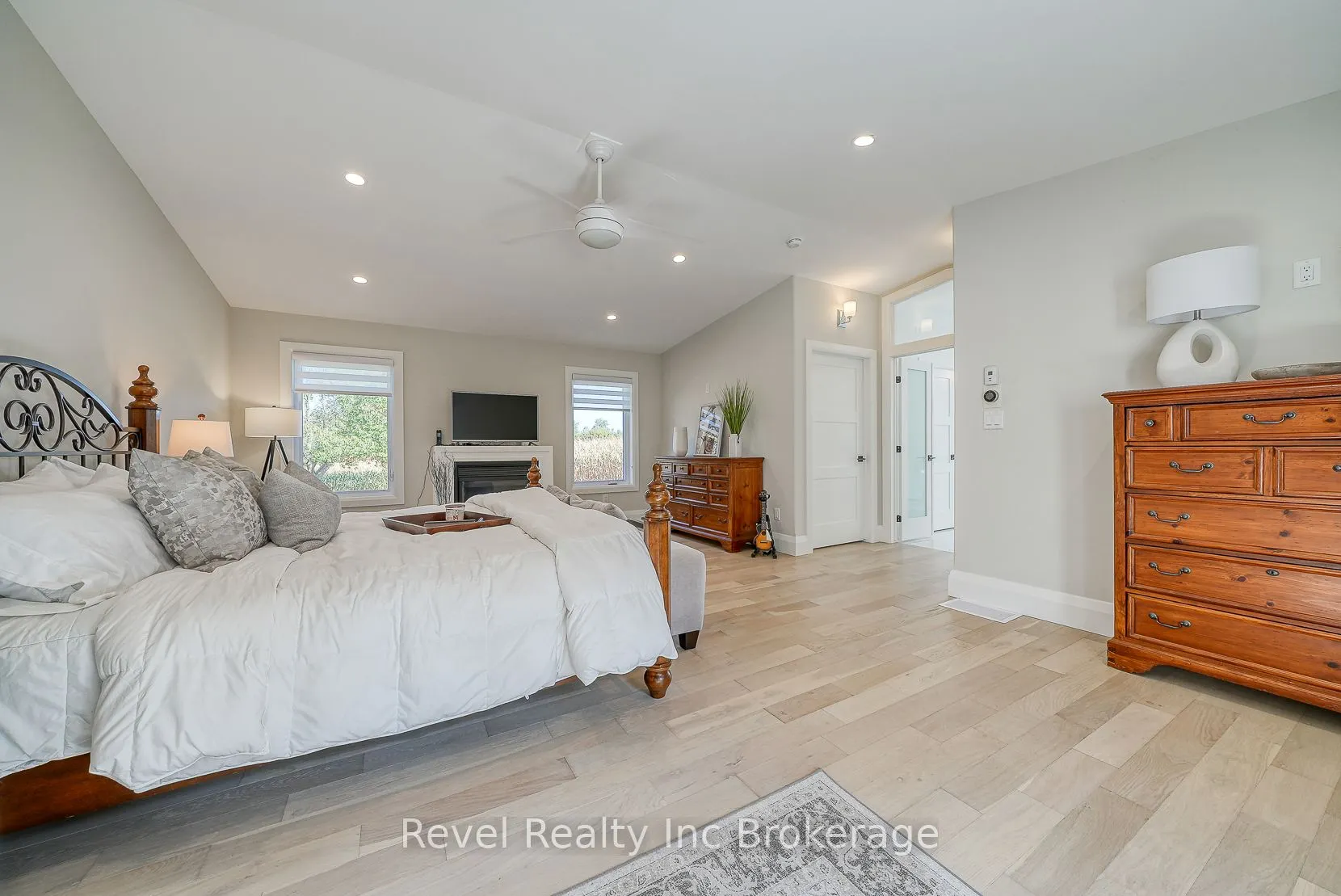 403269 Robinson Road