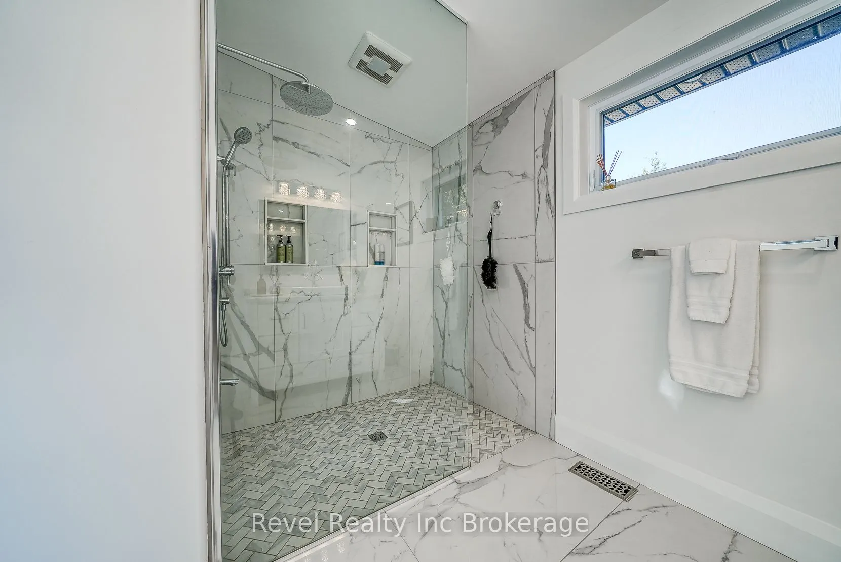 403269 Robinson Road