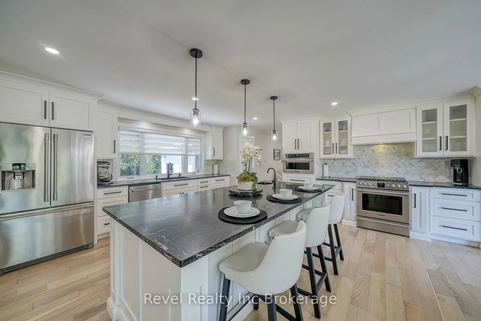 403269 Robinson Road