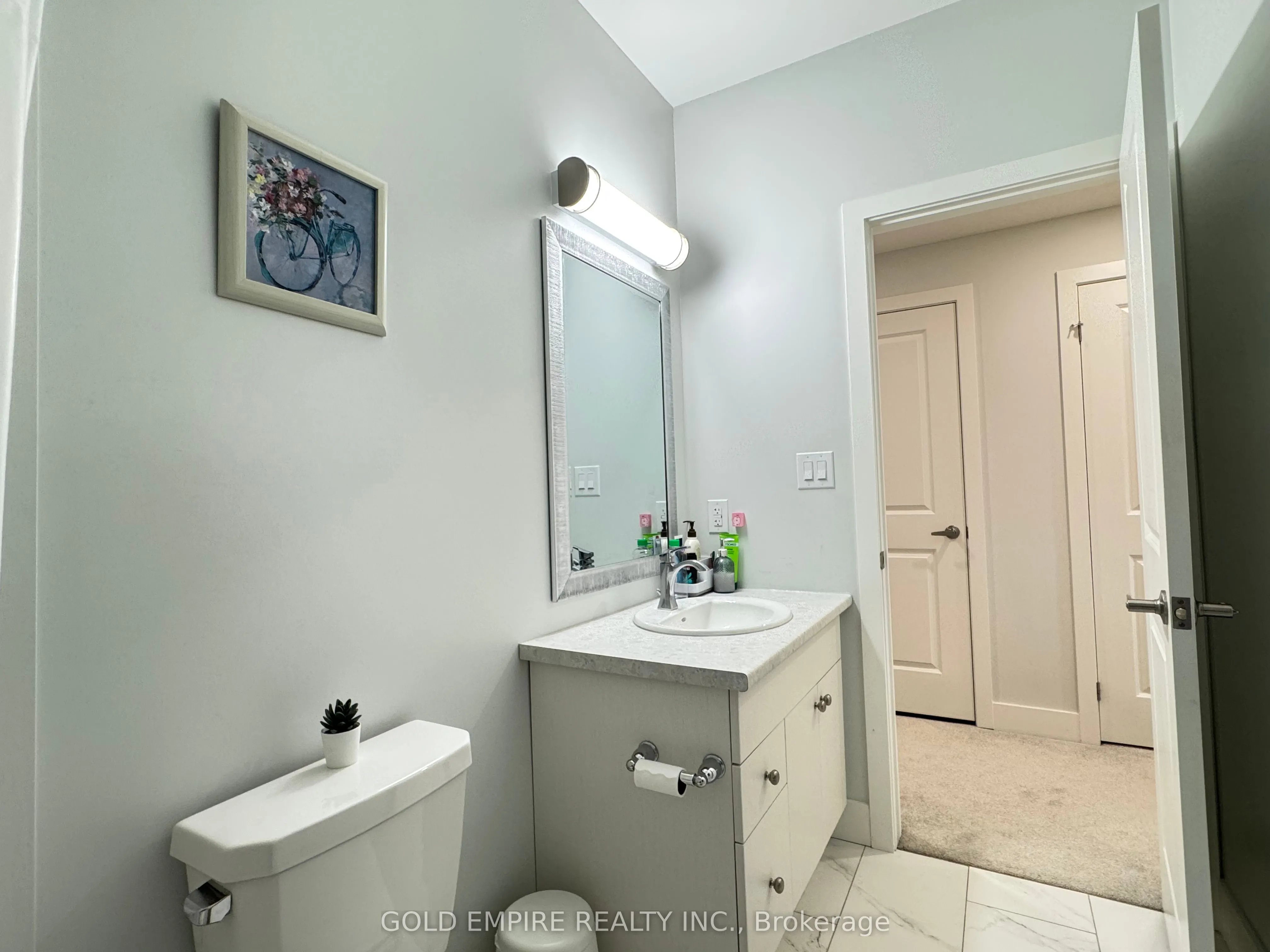 990 DEVERON Crescent, #45