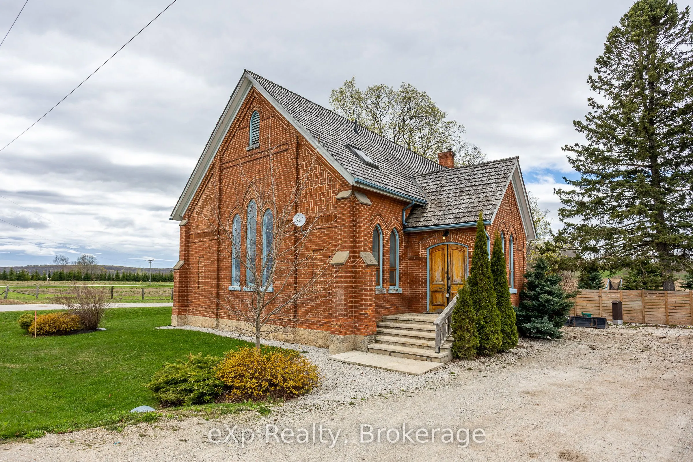 137190 Grey Road 12