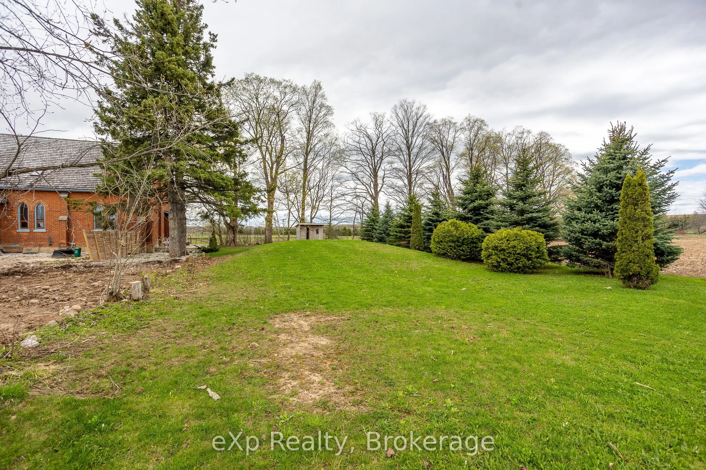 137190 Grey Road 12