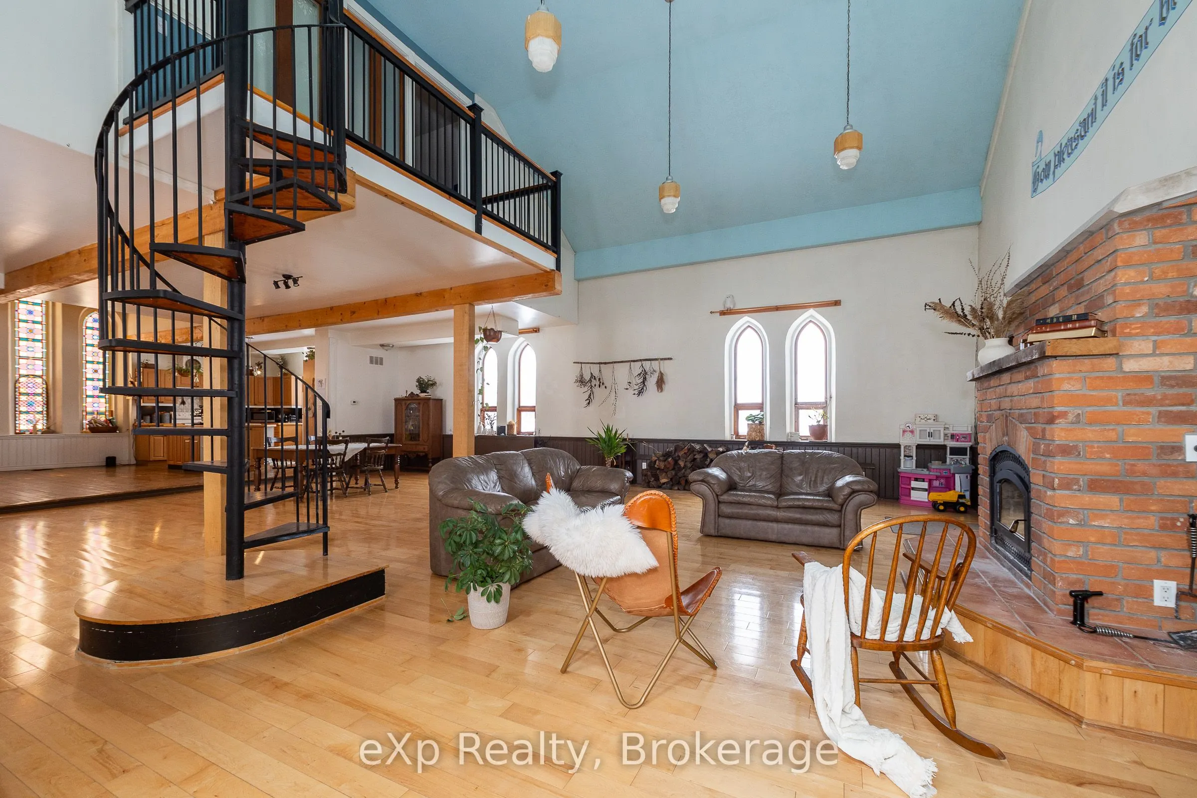137190 Grey Road 12