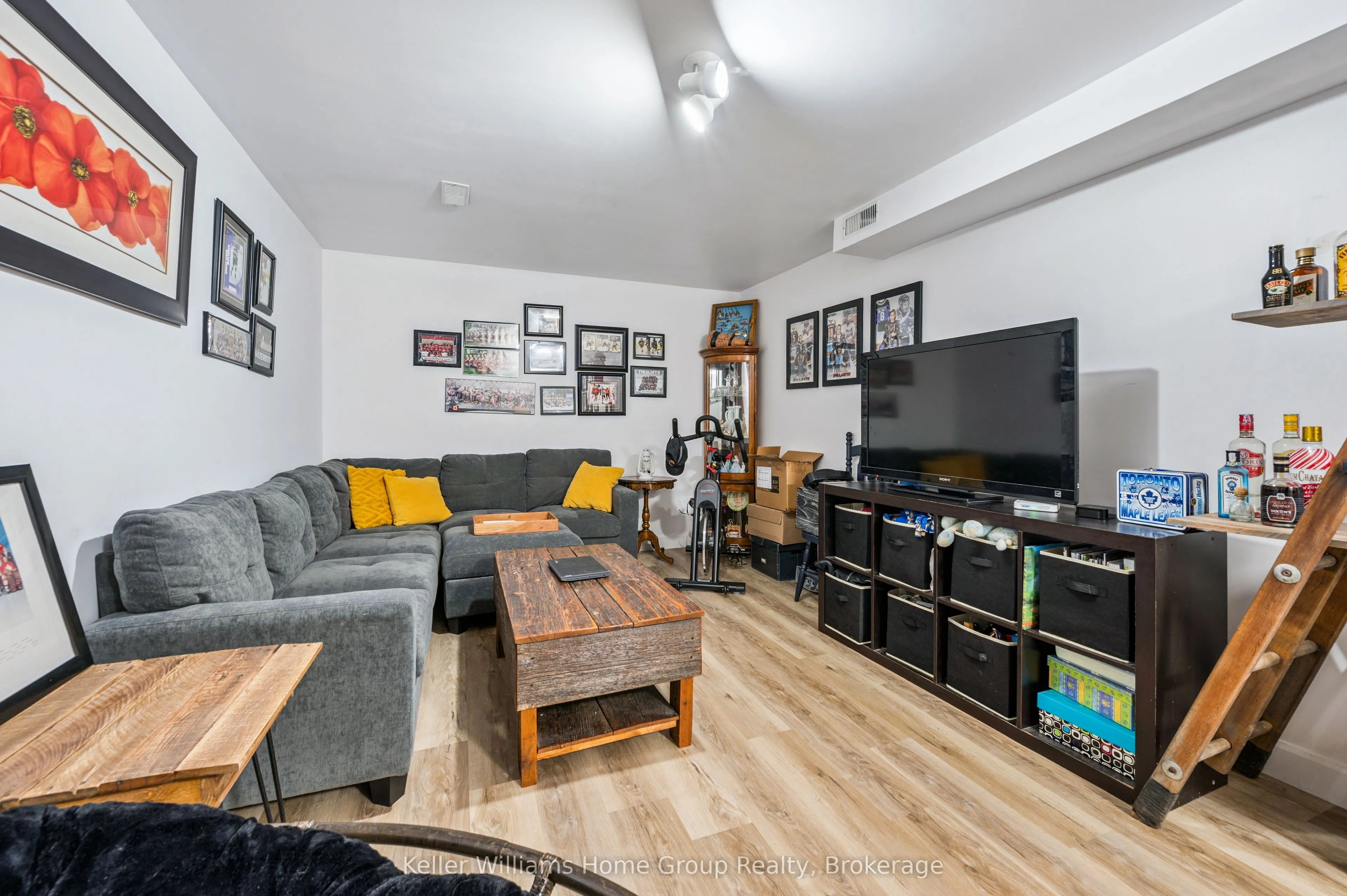 658 Holman Crescent