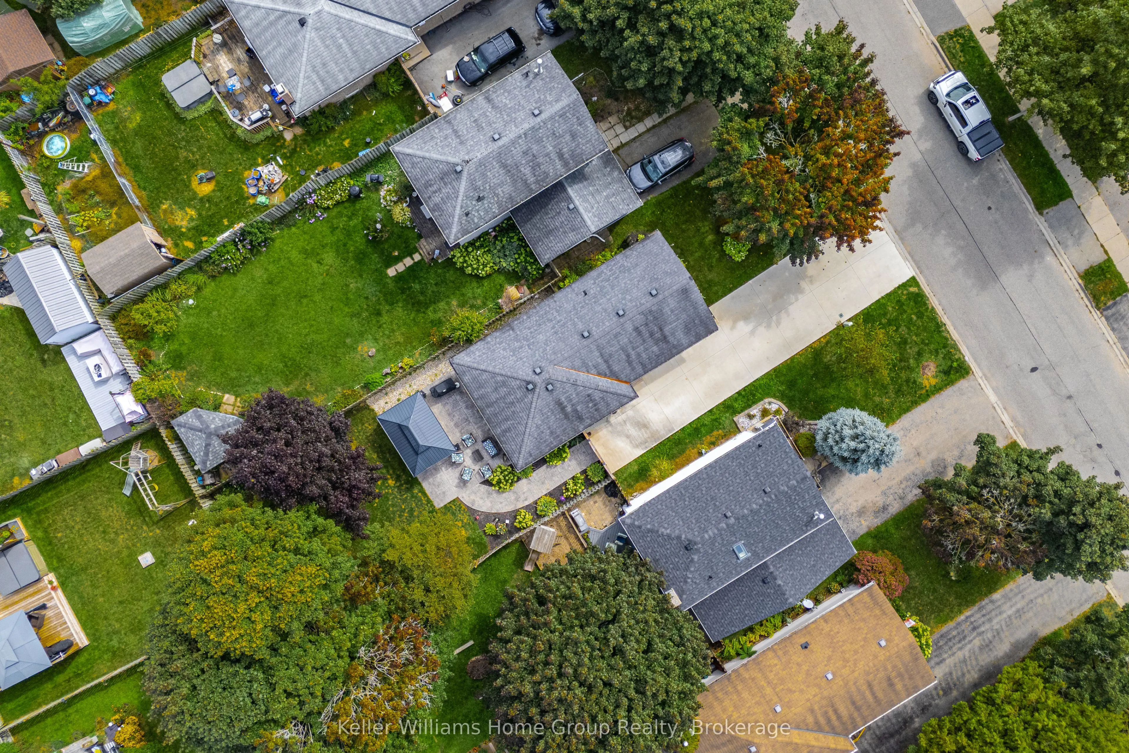 658 Holman Crescent
