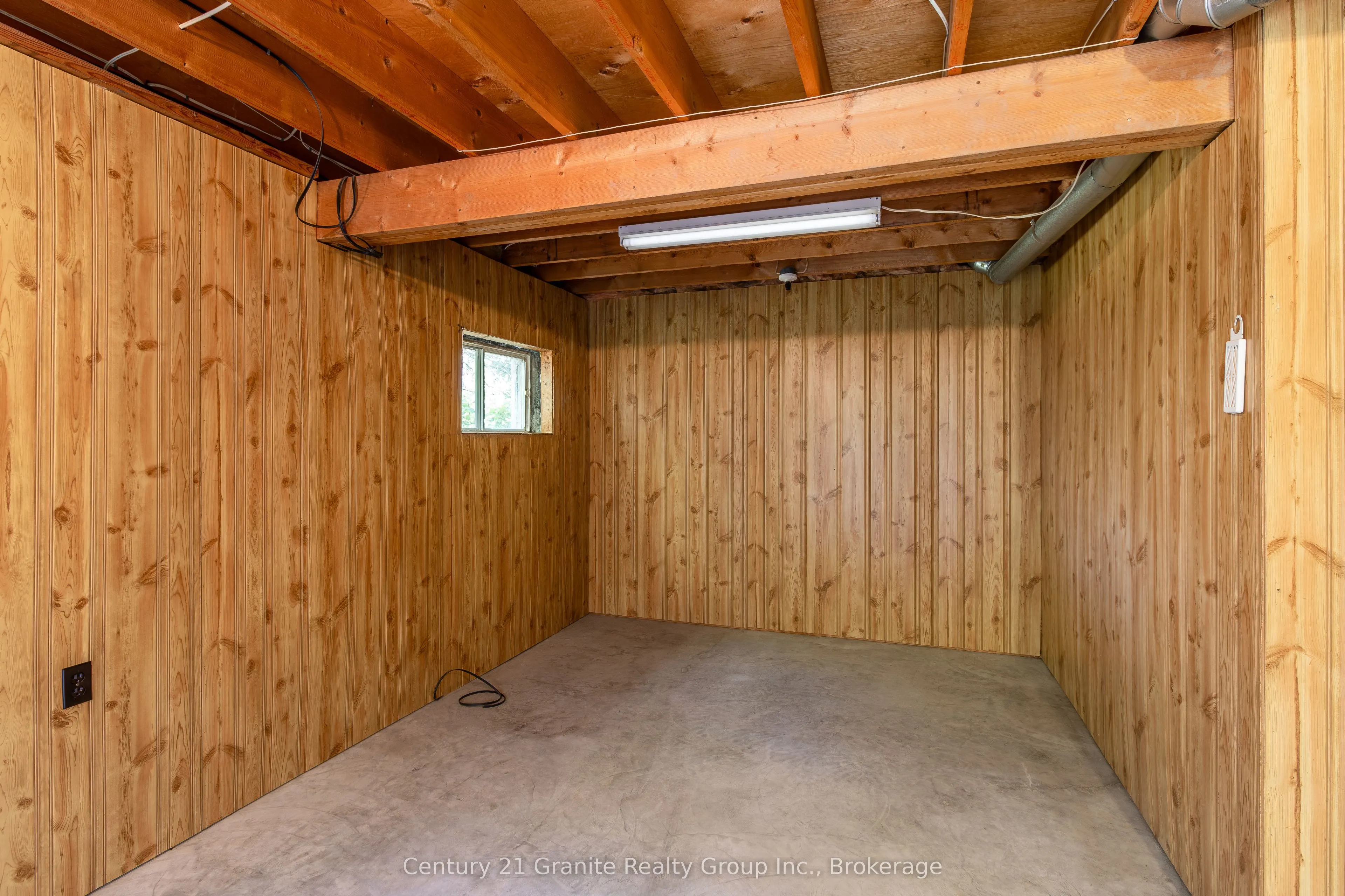 733 Bobcaygeon Road