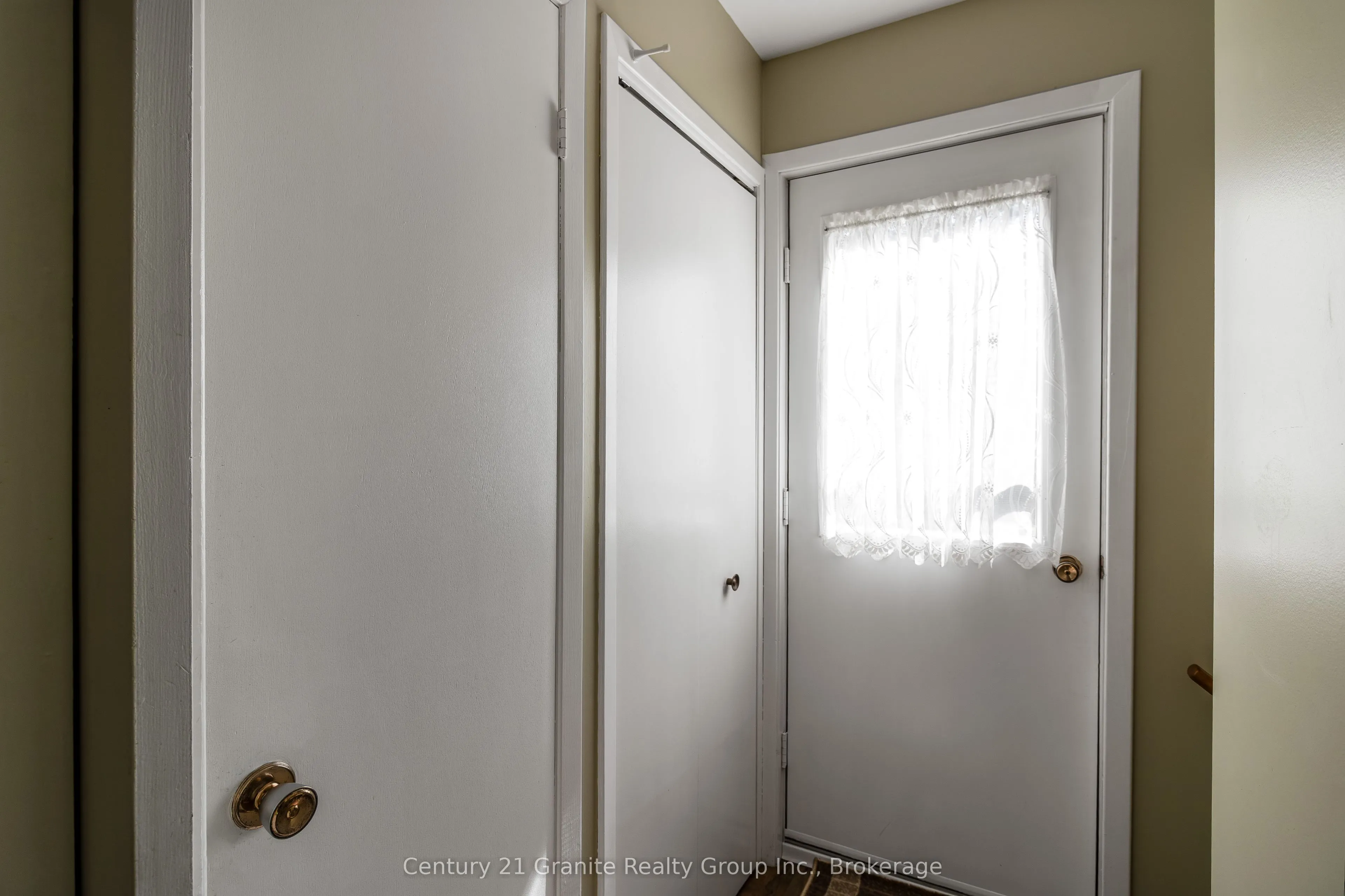 733 Bobcaygeon Road
