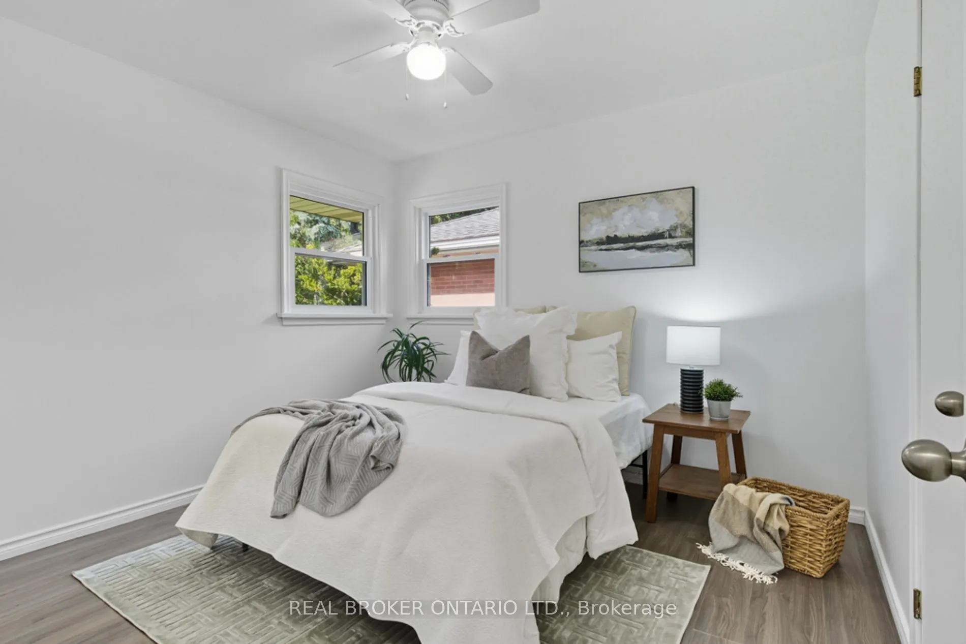 27 Broadmoor Avenue