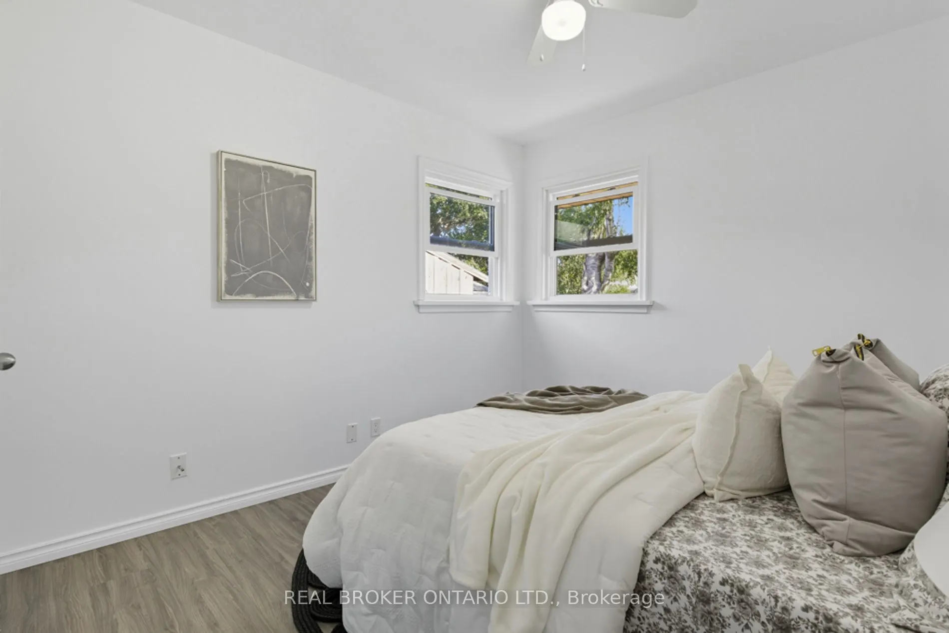 27 Broadmoor Avenue