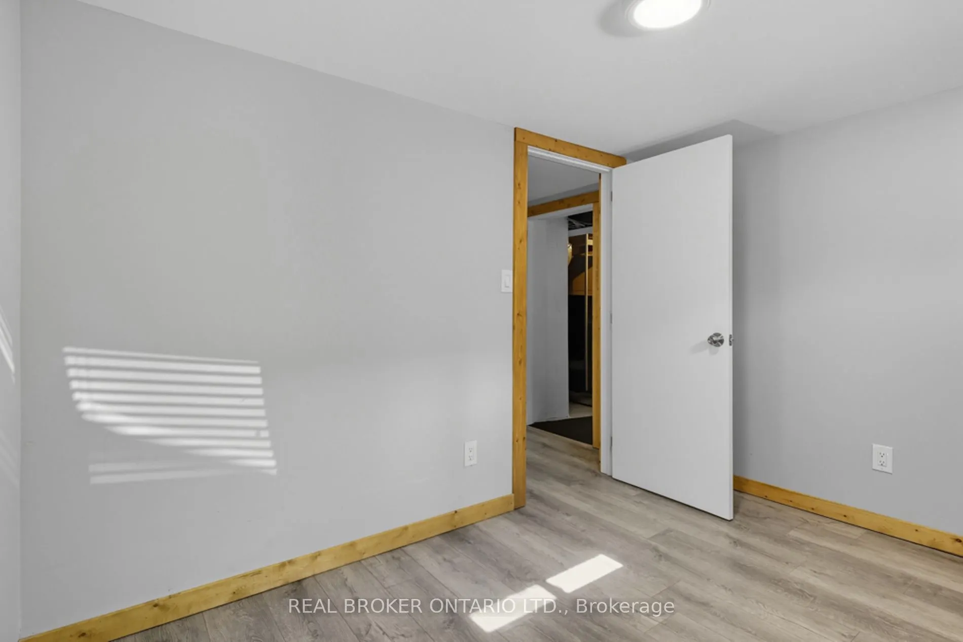 27 Broadmoor Avenue
