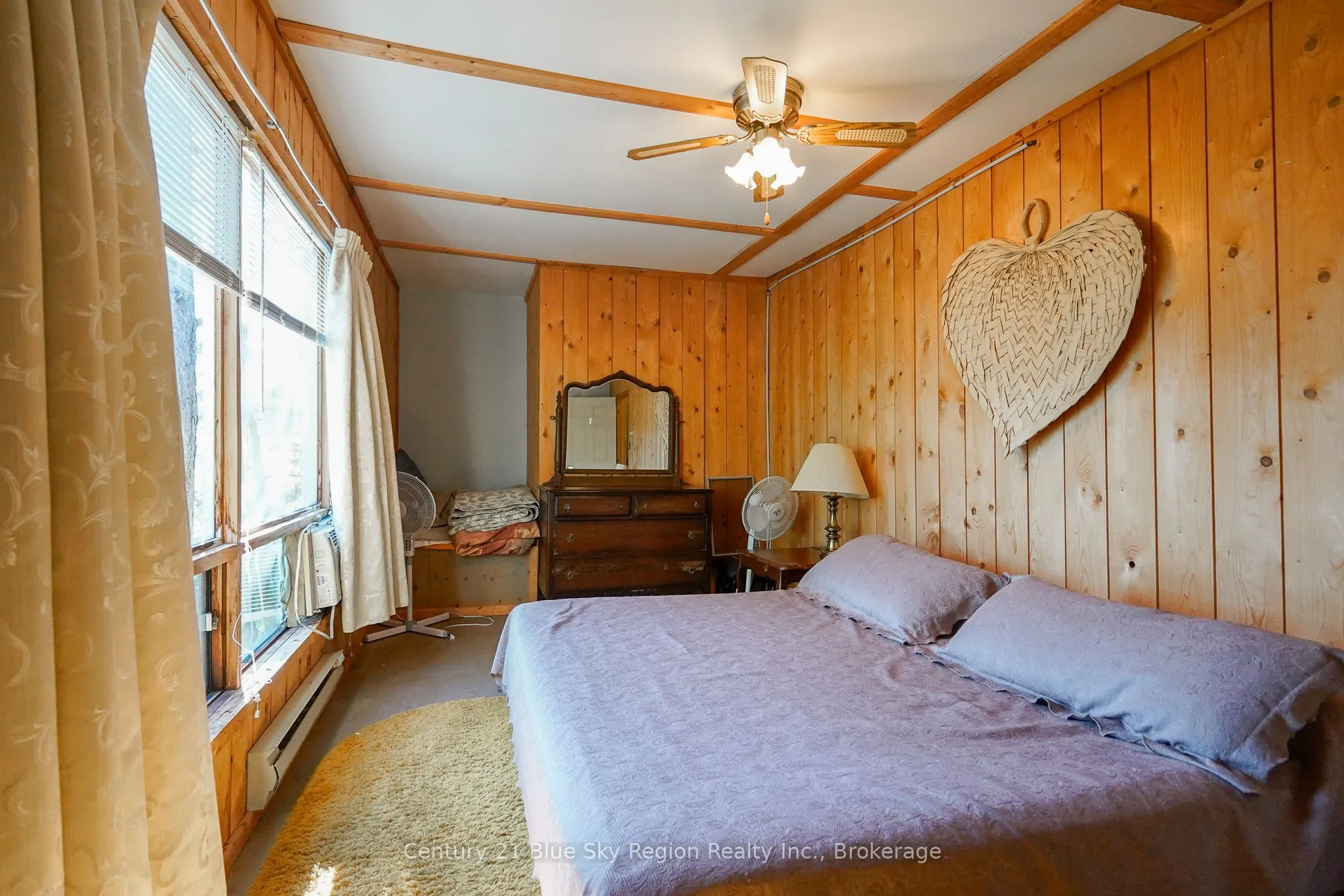 5065 Highway 11 N
