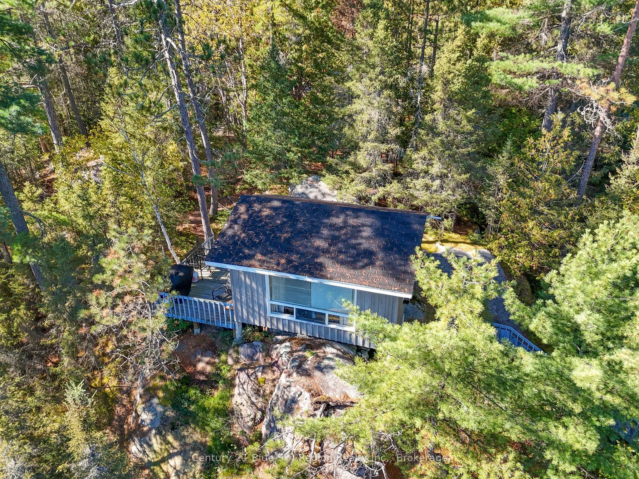 5065 Highway 11 N