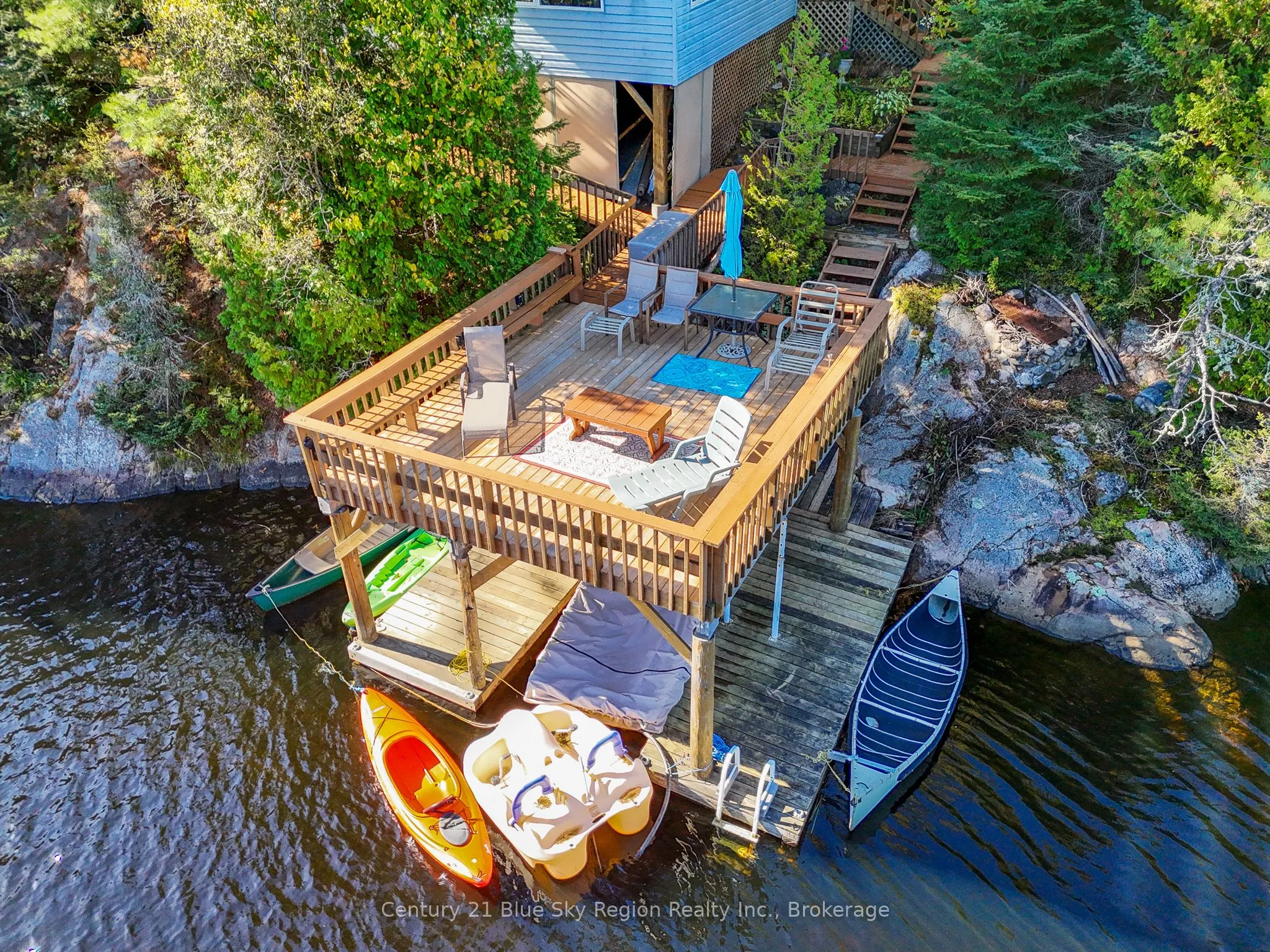 5065 Highway 11 N