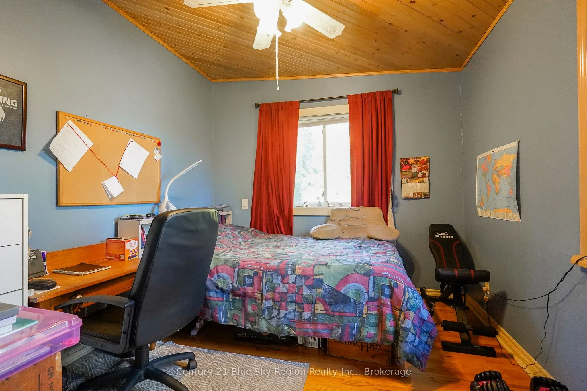 5065 Highway 11 N