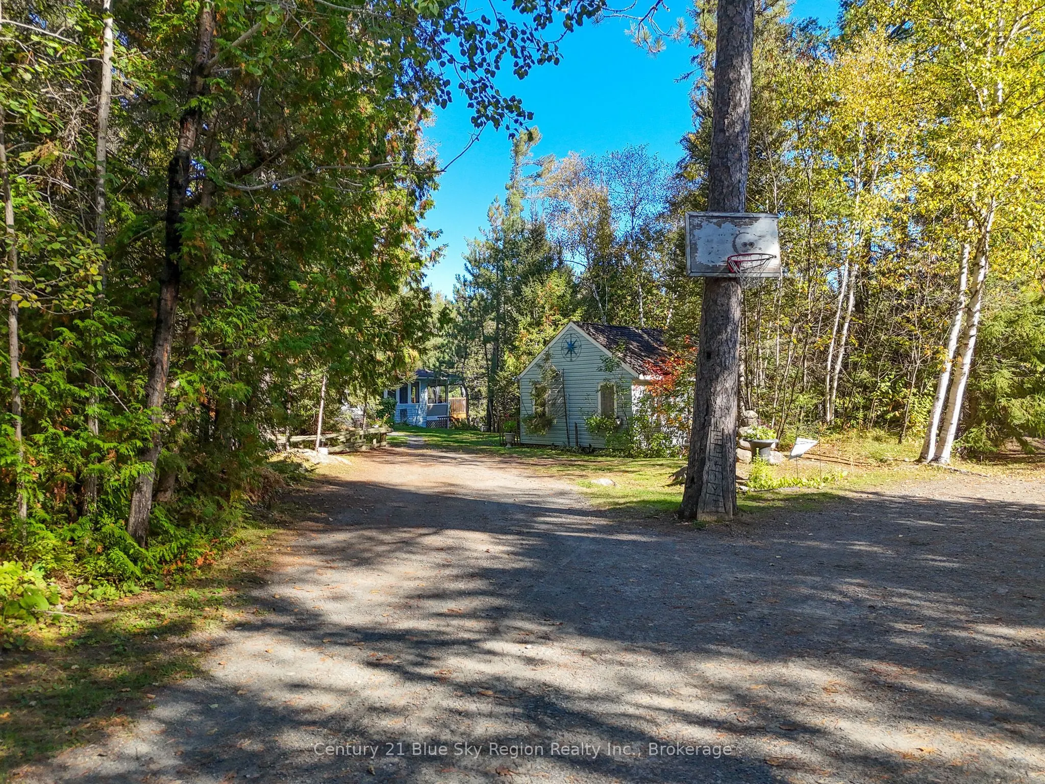 5065 Highway 11 N