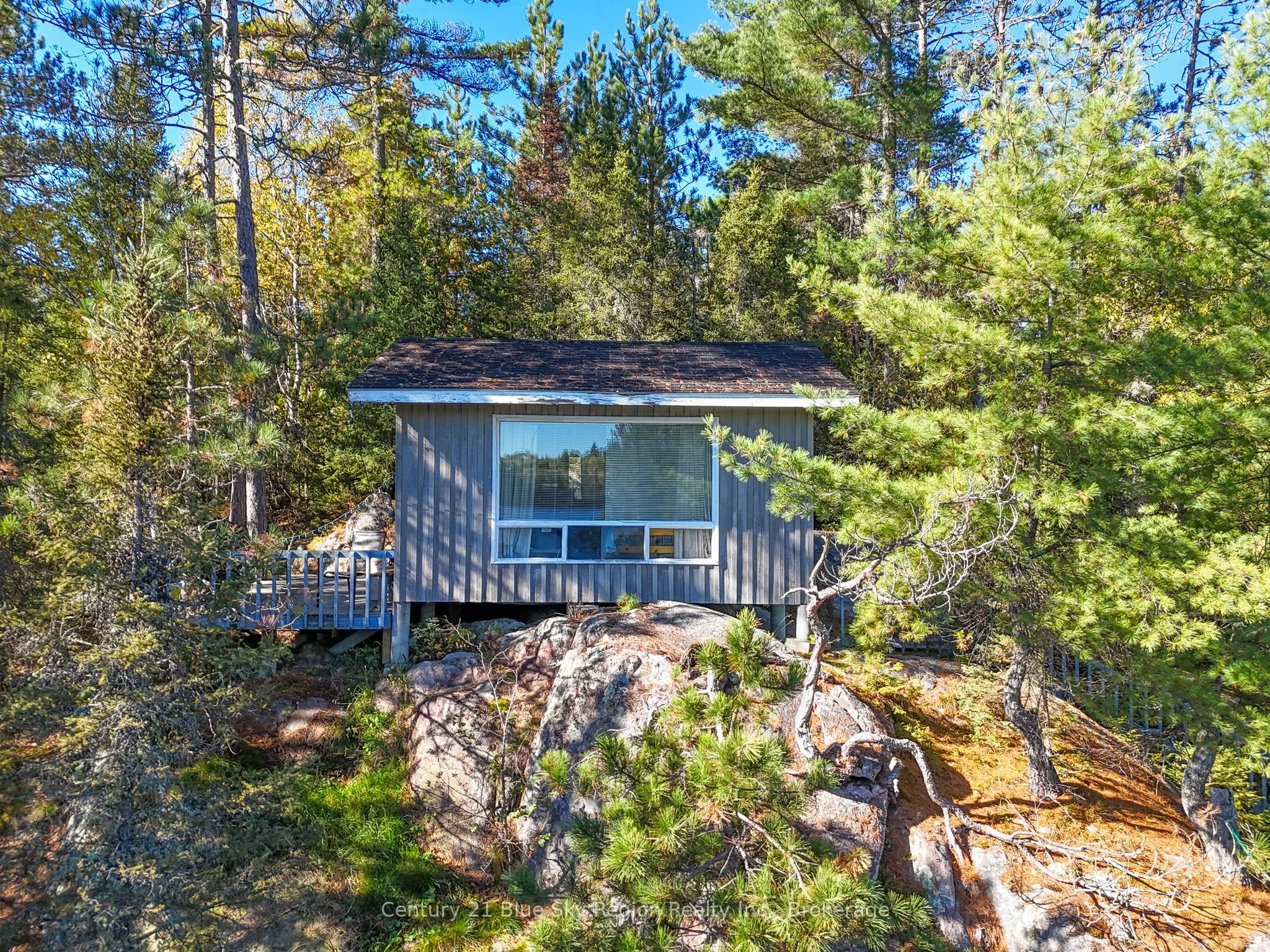 5065 Highway 11 N