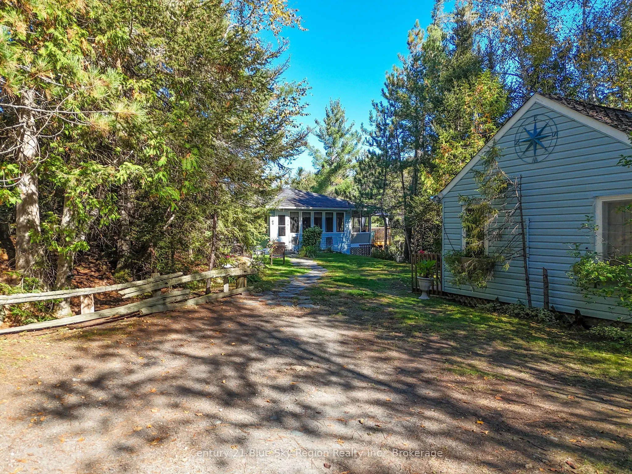 5065 Highway 11 N