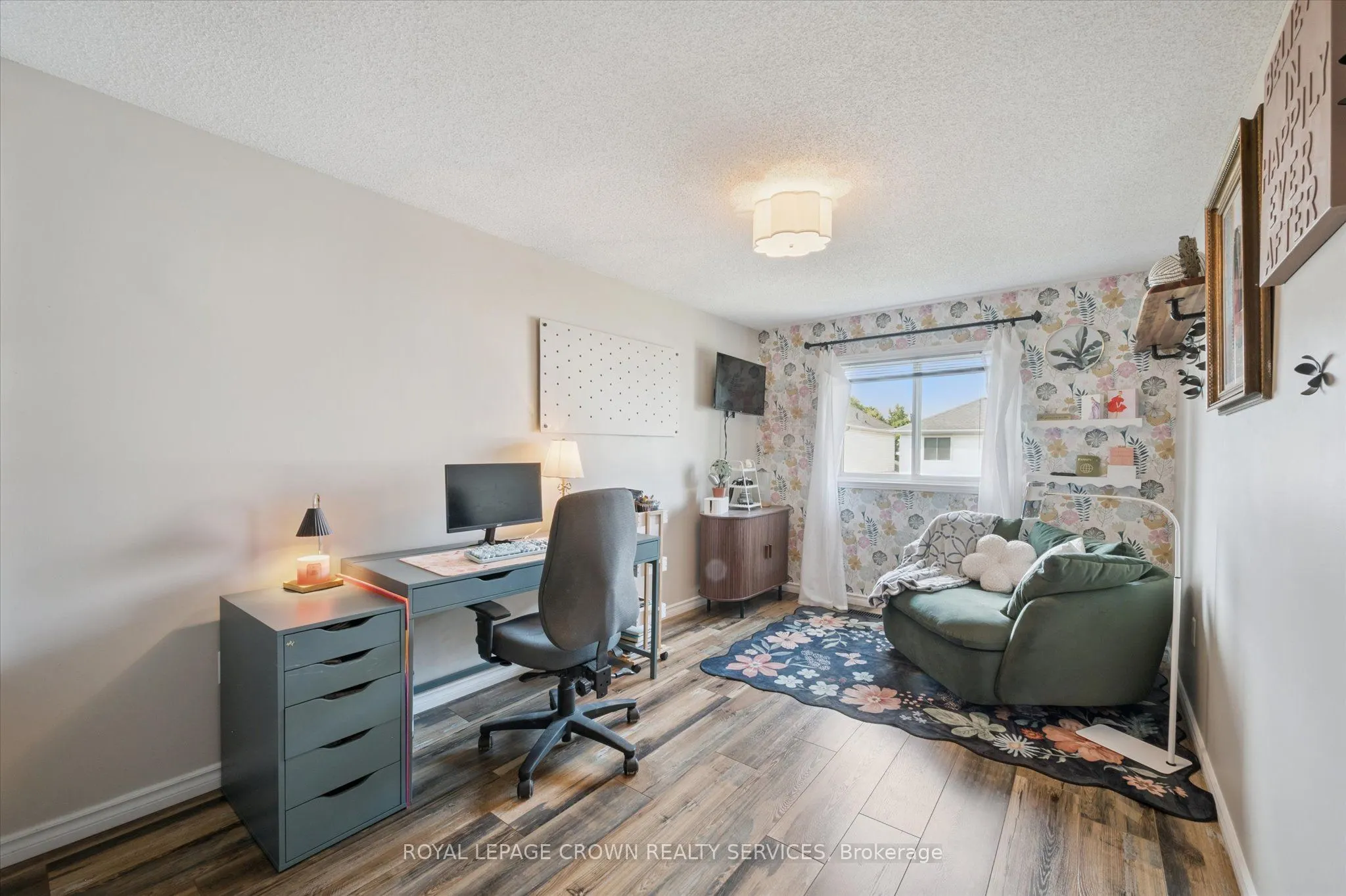 76 Elma Place