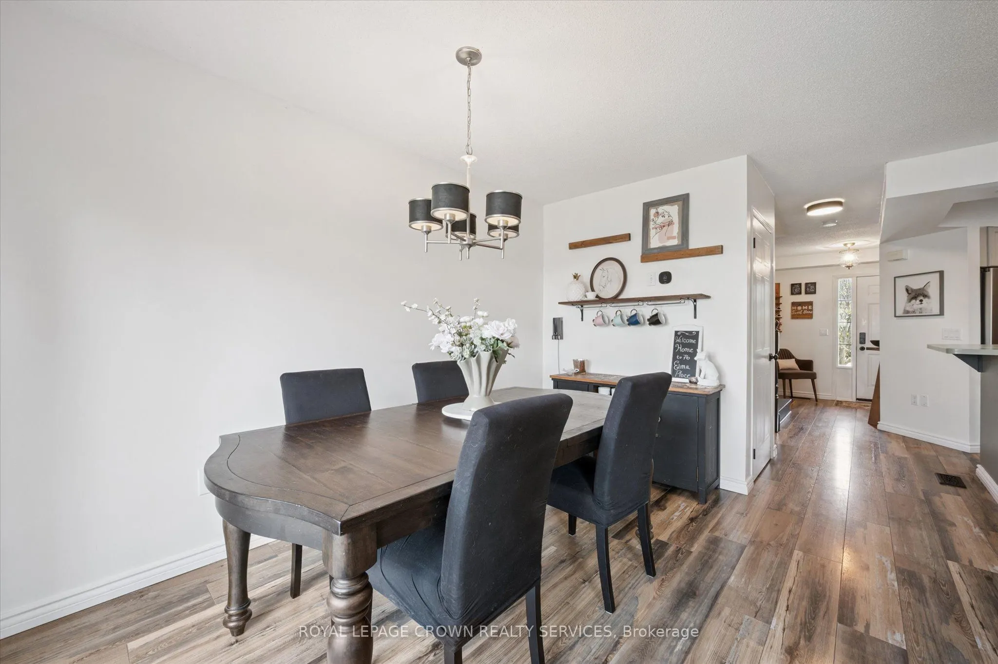 76 Elma Place