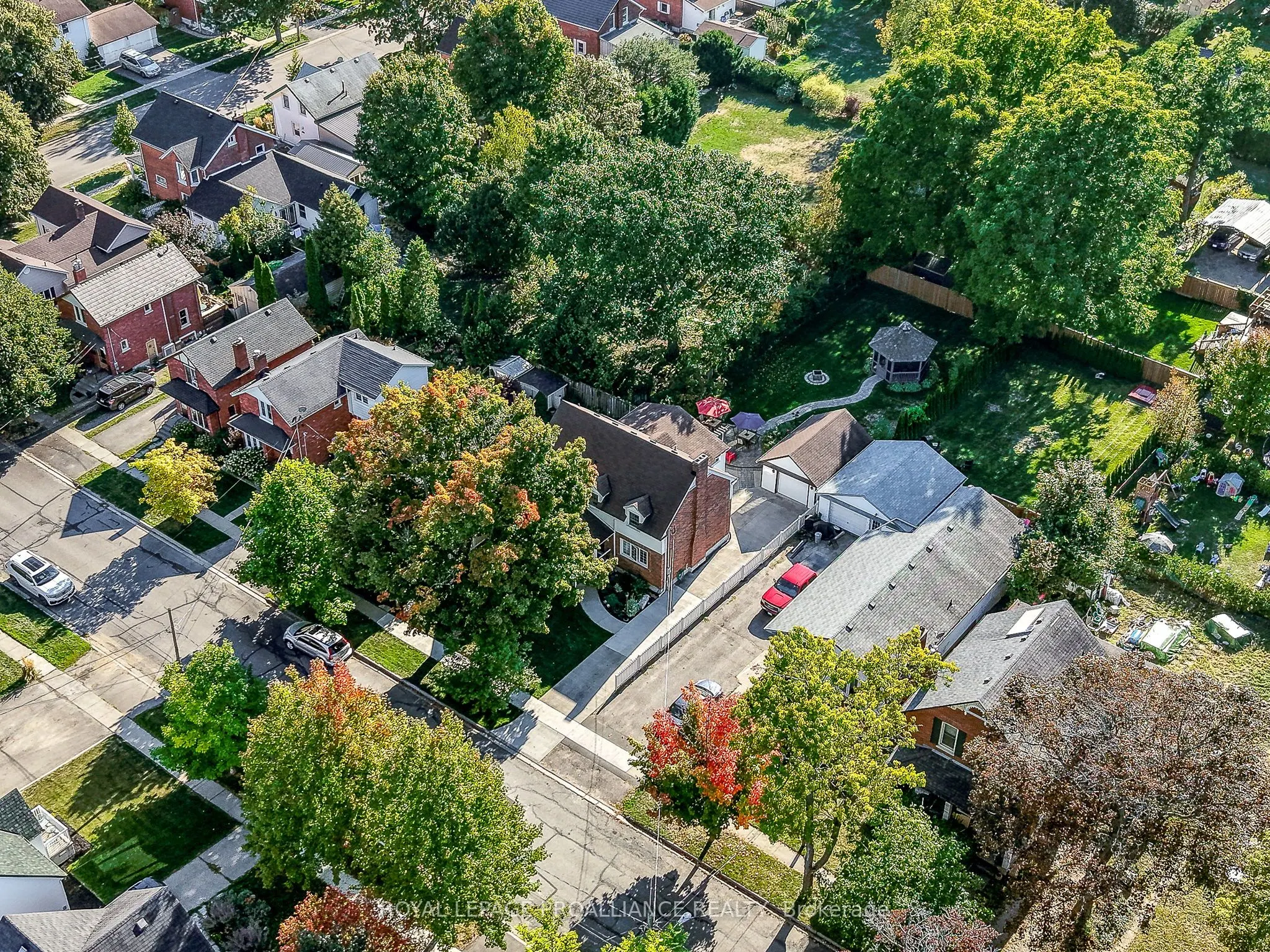 319 Walton Street