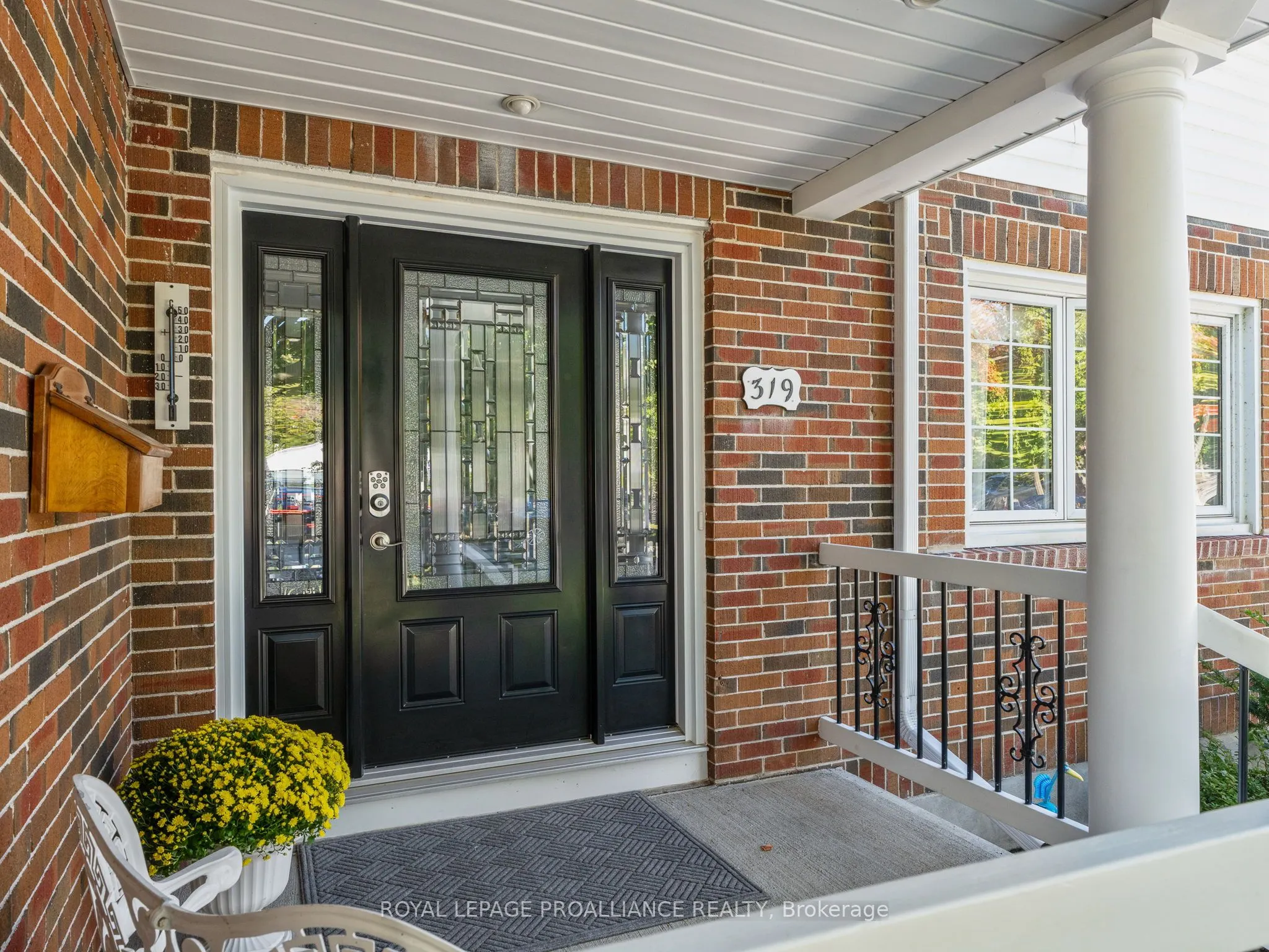 319 Walton Street