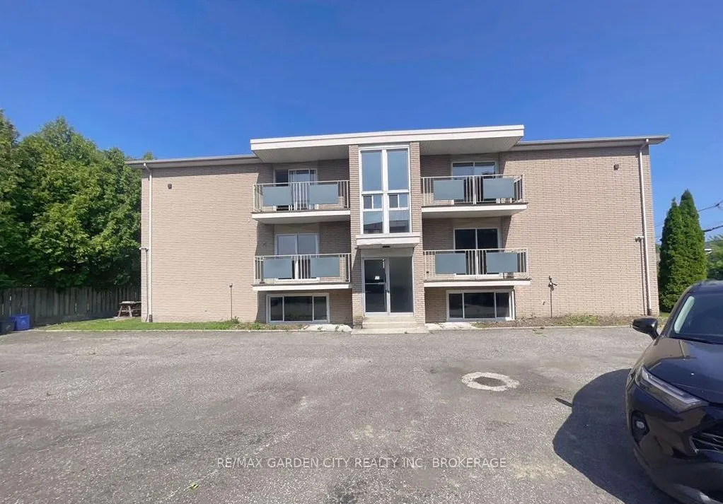 15 John Street, #4