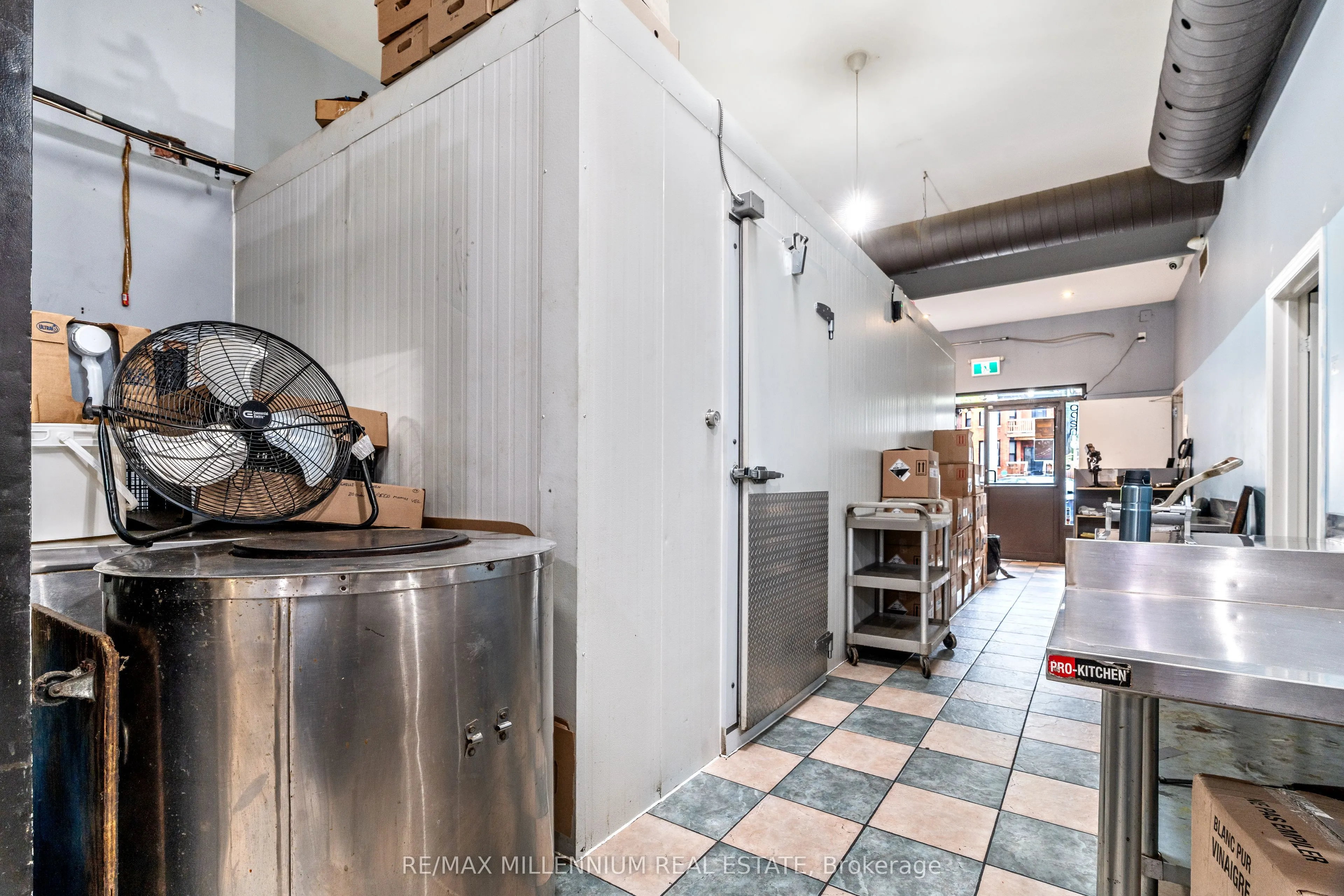 104 Cannon Street E