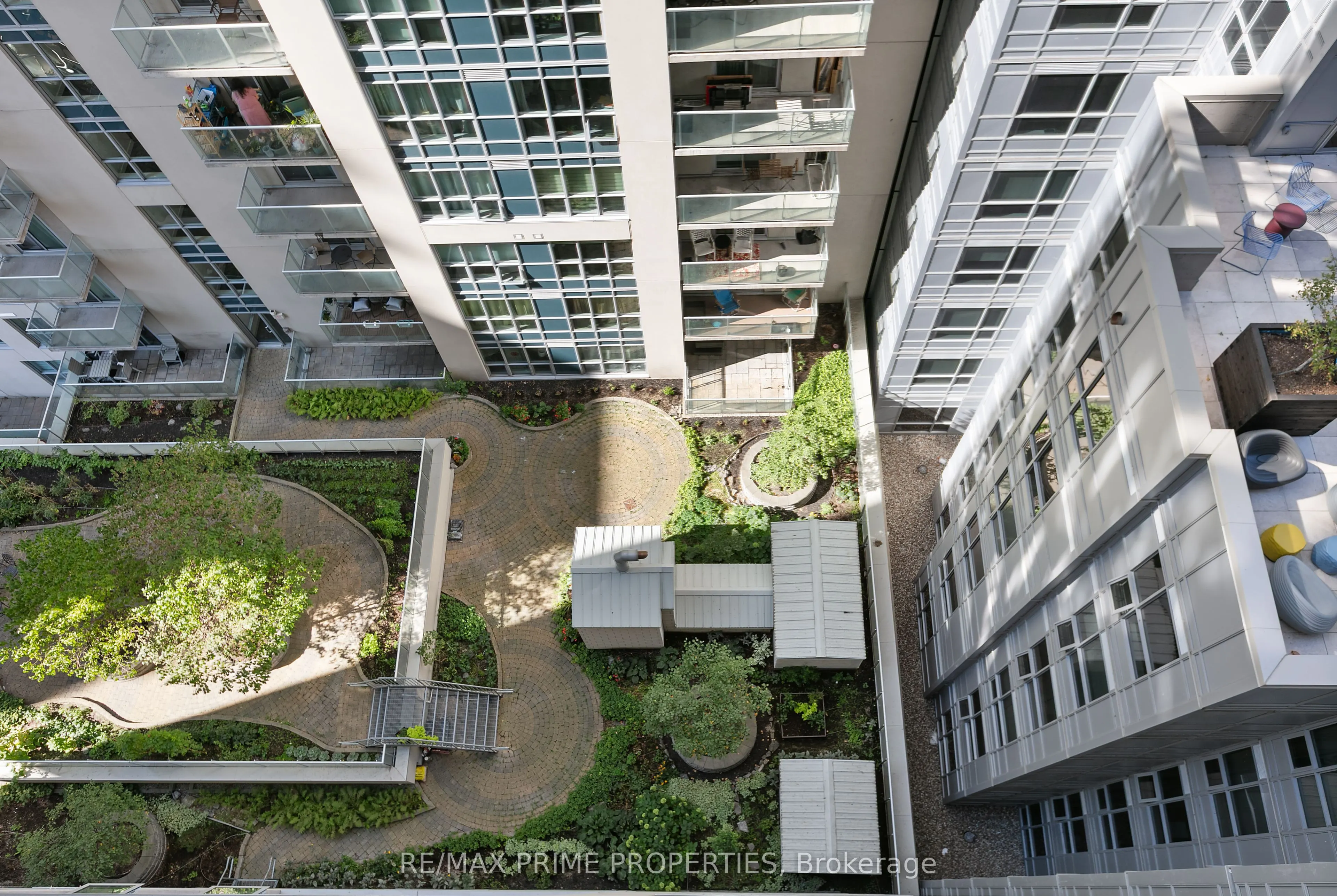 195 Besserer Street, #1306