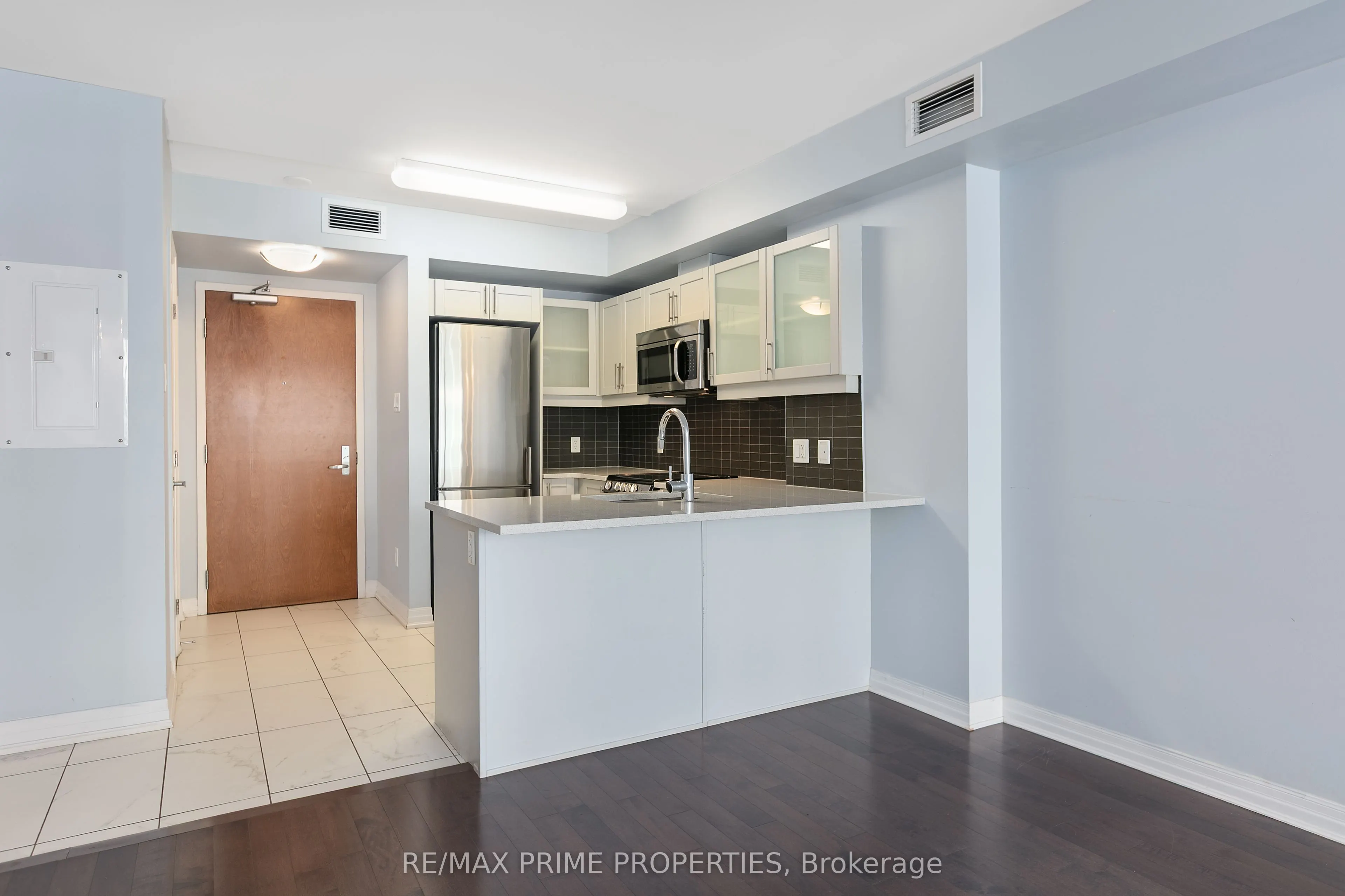 195 Besserer Street, #1306