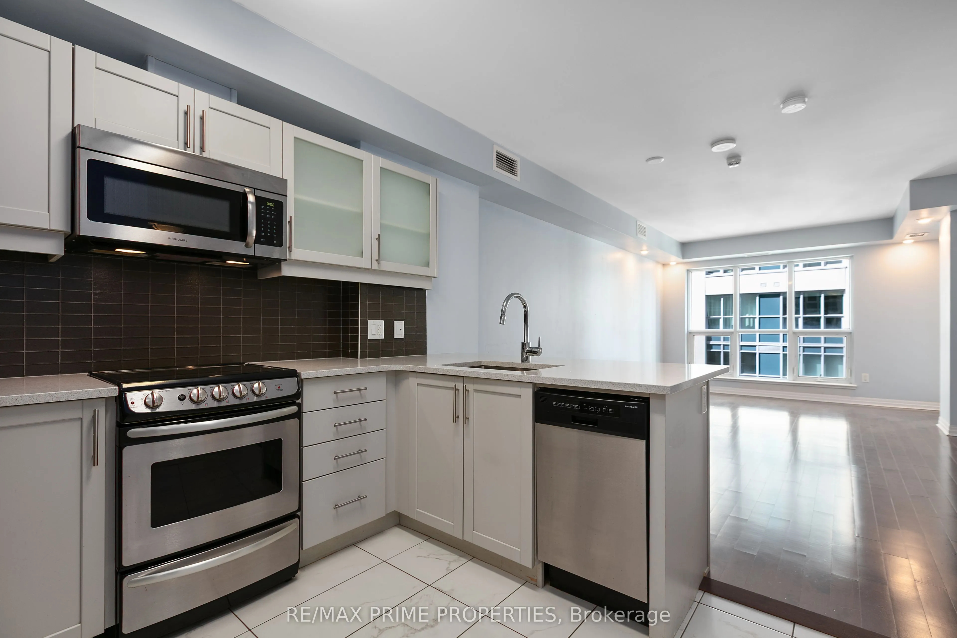 195 Besserer Street, #1306
