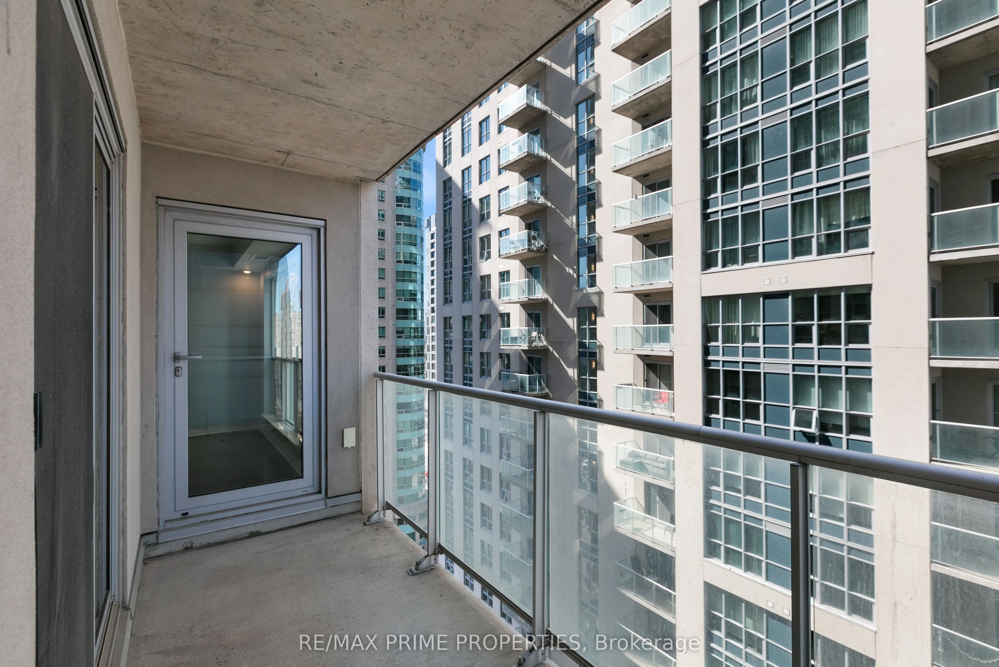 195 Besserer Street, #1306