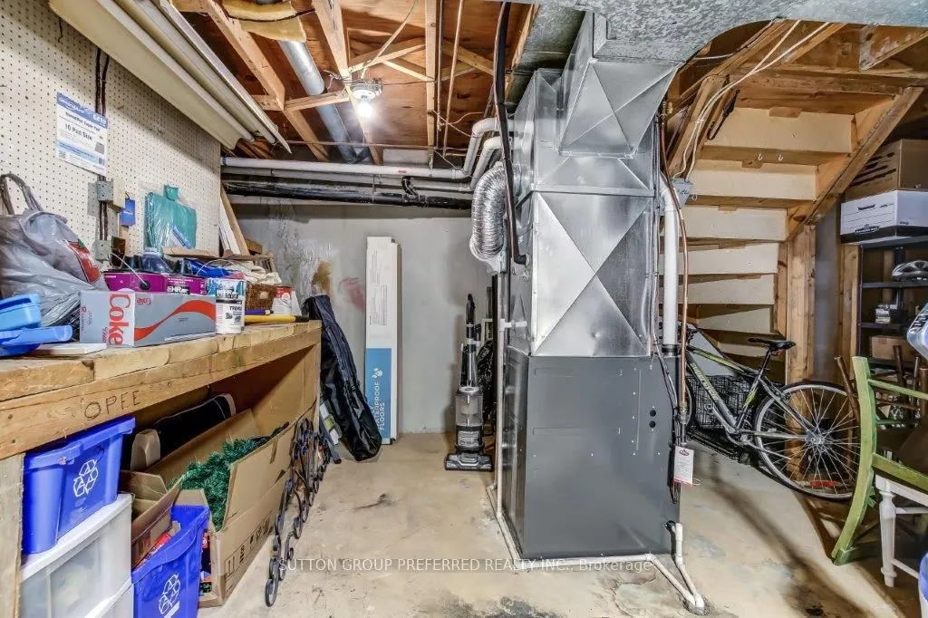 669 Osgoode Drive, #3