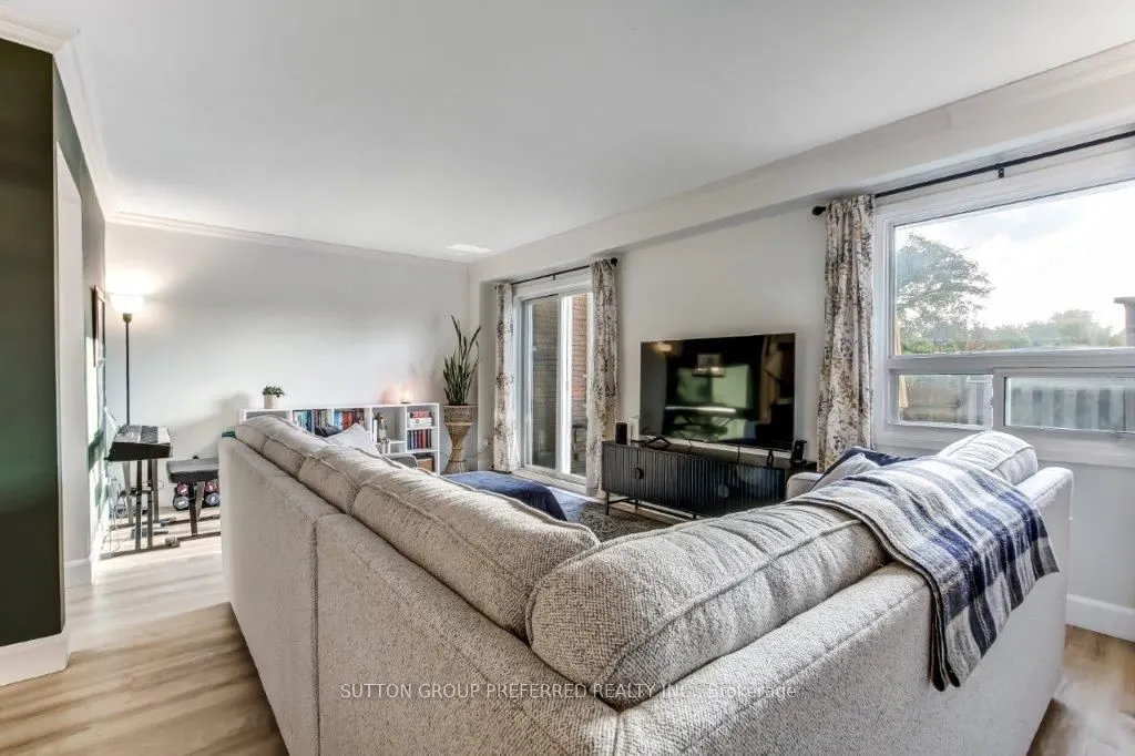 669 Osgoode Drive, #3