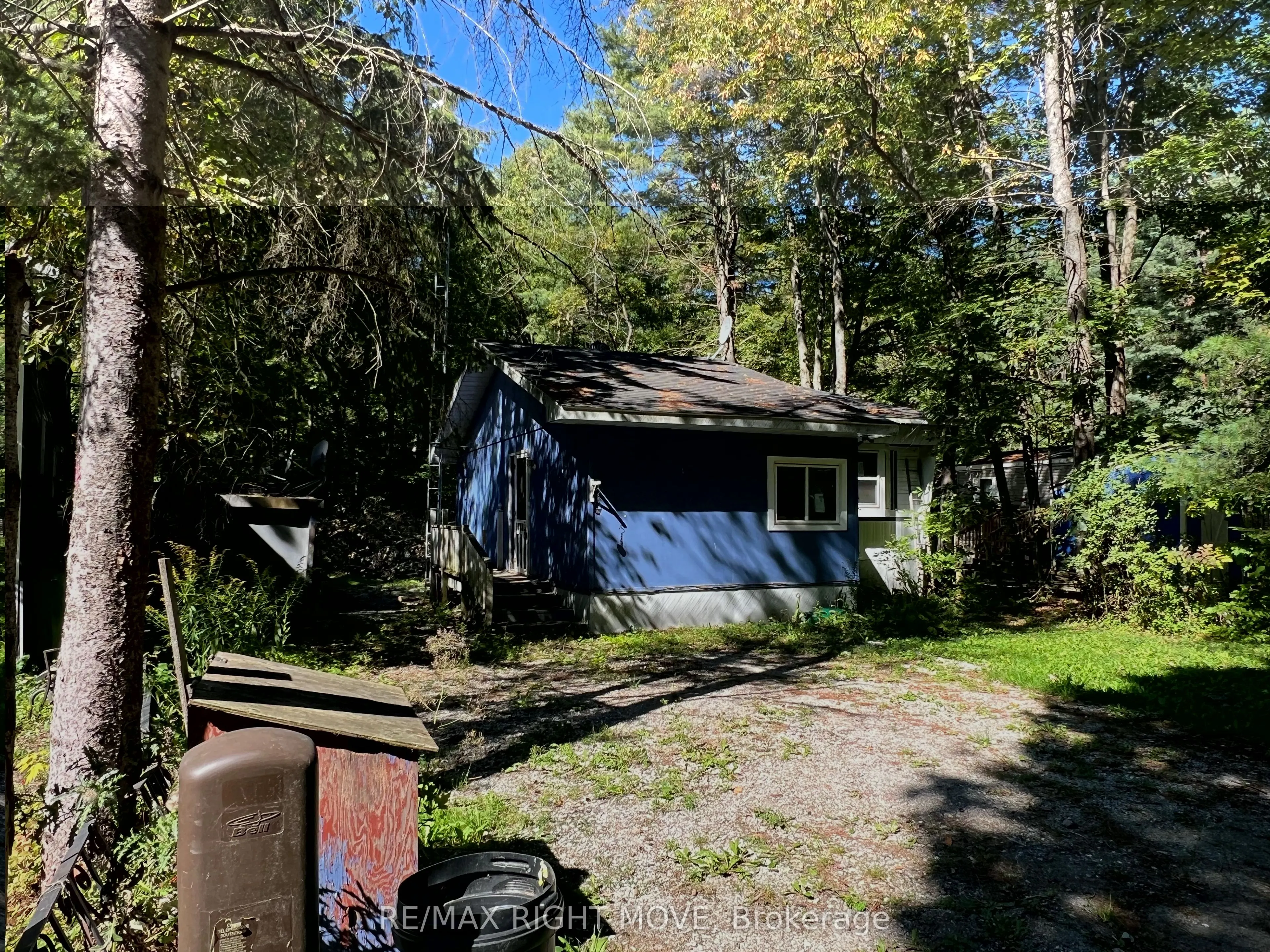 1052 4 Seasons Road