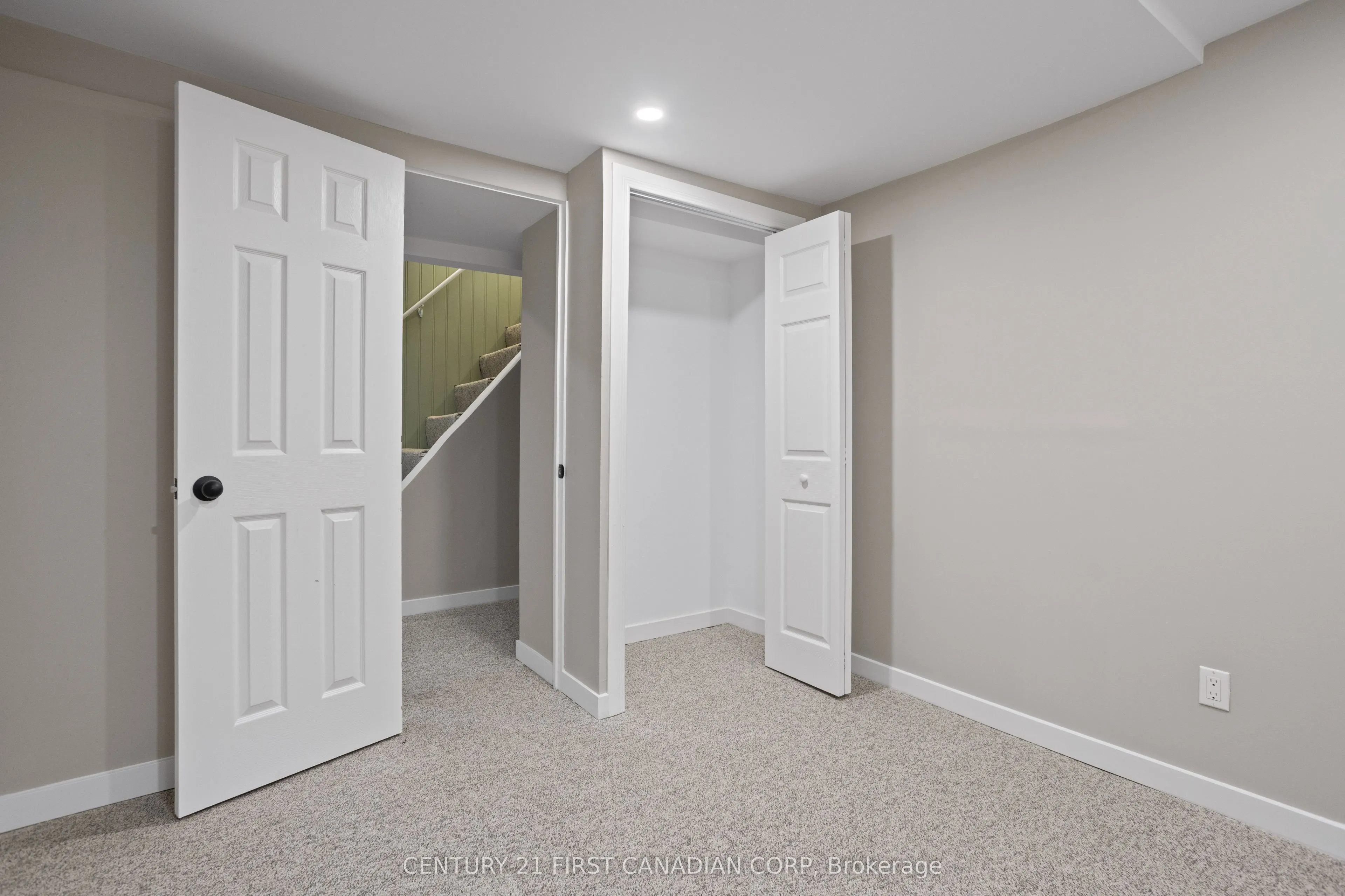 845 Queens Avenue