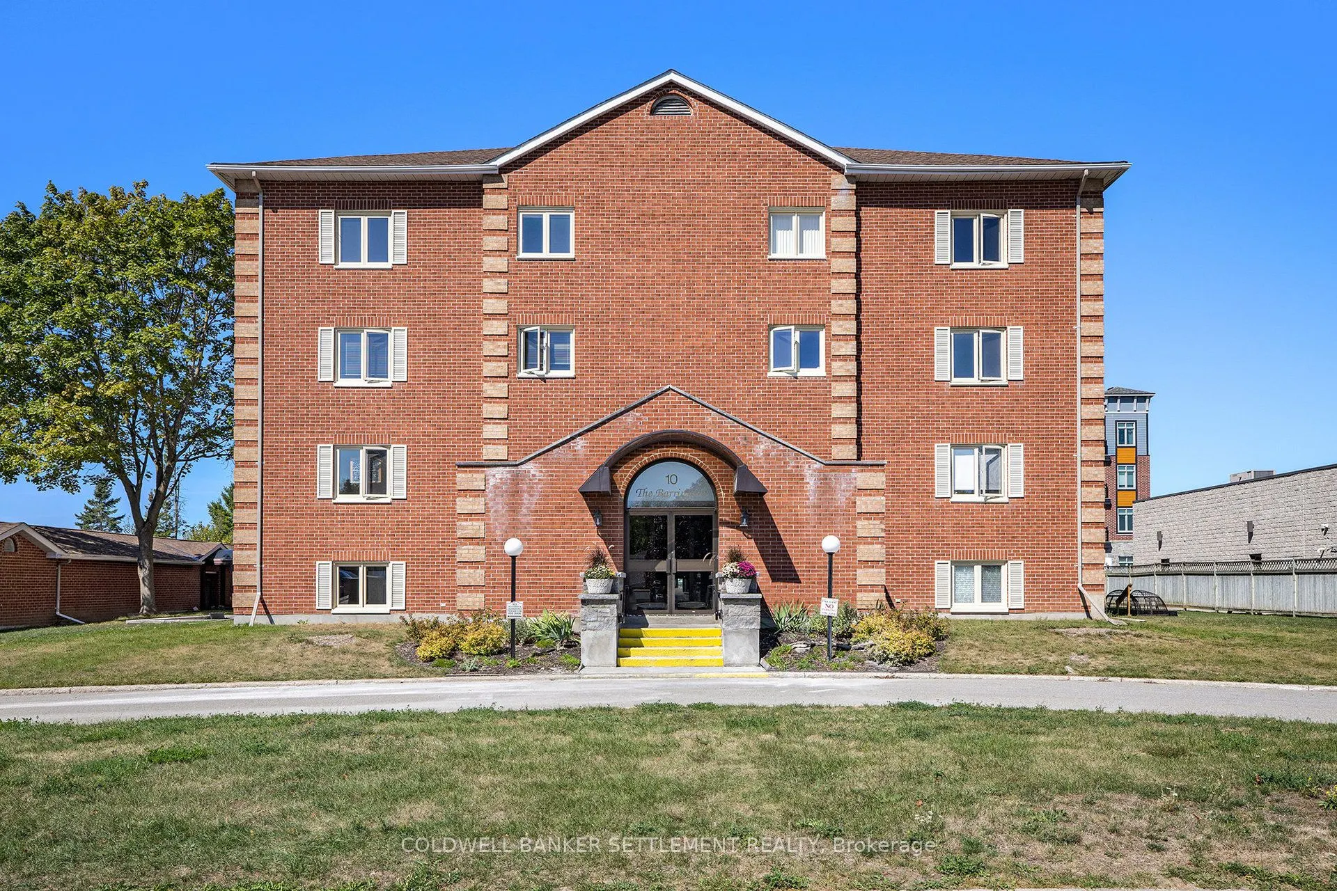 10 Armstrong Drive, #301