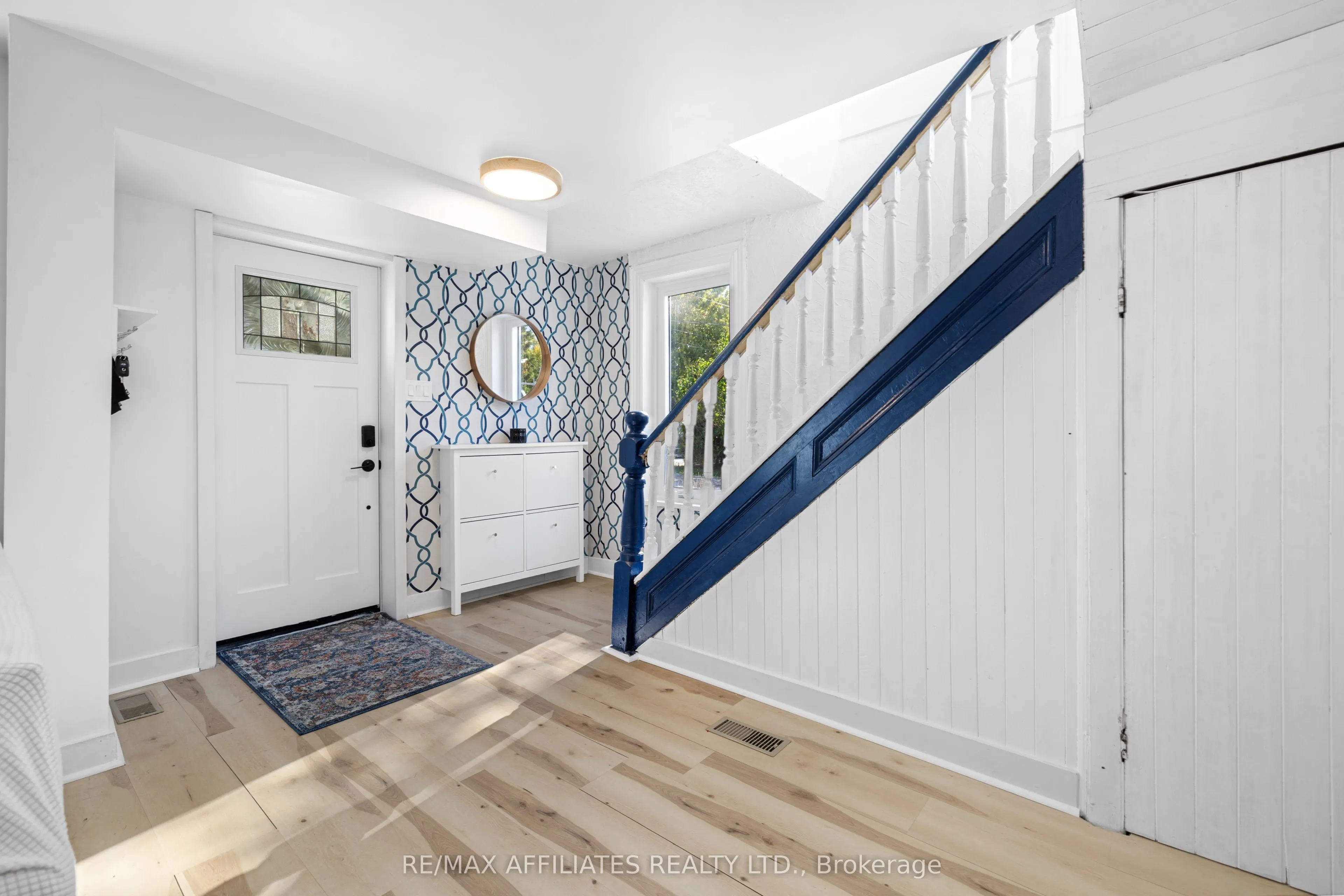 290 Water Street