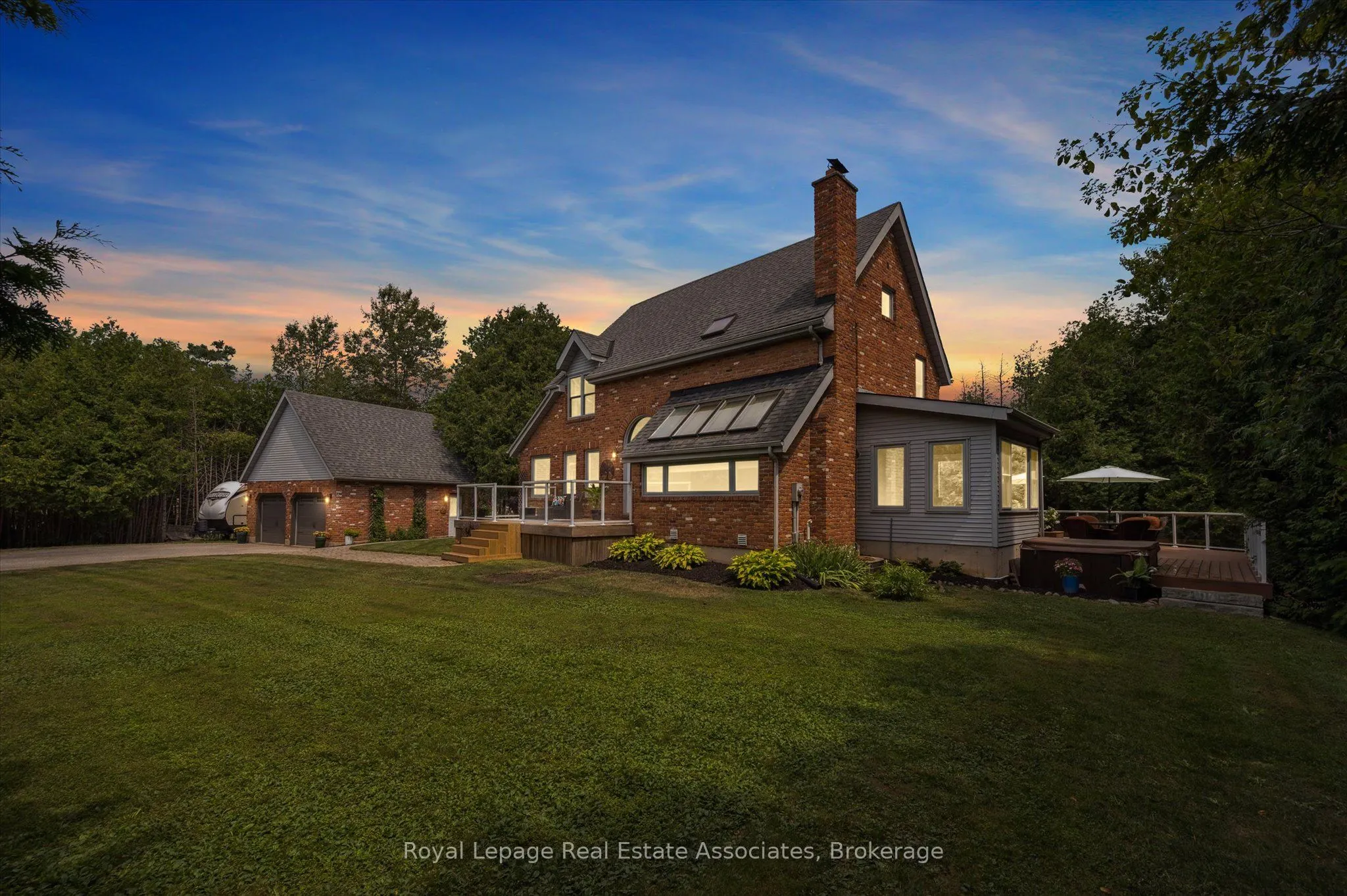 23 Brock Road N